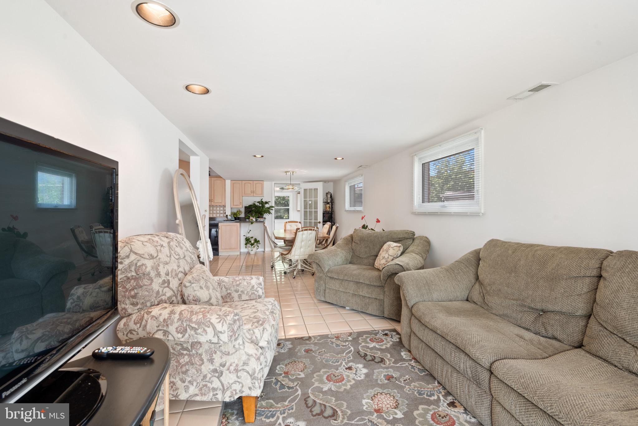 DUNLOGAN - Residential