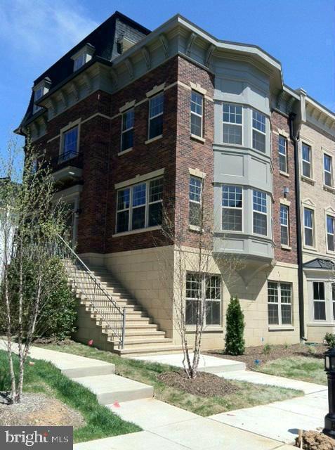 Welcome to 715 River Mist Drive – Modern Elegance in the Heart of National Harbor!
Act Now – Limited-Time Incentives for Qualified Buyers!
🏡 $1,000 Agent Bonus if your client closes within 30 days!
🔧 Home Warranty Included – one-year coverage for major appliances, giving buyers peace of mind.
💰 $5,000 Buyer Grant available when financed through Chase Mortgage Bank.
Discover luxury living in this stunning 4-level end-unit townhome, ideally located in the vibrant National Harbor community. Just steps from the waterfront, MGM Resort, Tanger Outlets, and top-tier dining and entertainment, this residence blends lifestyle and location effortlessly.
Enjoy 4 spacious bedrooms, 4.5 baths, and a private rooftop terrace with panoramic views — perfect for entertaining or unwinding in style. The gourmet kitchen features stainless steel appliances, granite countertops, and an oversized island, flowing seamlessly into an open-concept living area with gleaming hardwood floors and soaring ceilings.
The primary suite is your retreat with a spa-inspired ensuite bathroom and a large walk-in closet. This corner property also features a two-car garage and expansive natural light throughout.
With walkability to everything National Harbor offers and quick access to Washington D.C., Northern Virginia, and Joint Base Andrews, this home is an exceptional find. Located in the Potomac Overlook IV Condo association of the Uplands HOA, this gated community includes all lawn and road maintenance, sidewalk, and road snow removal, trash, and water & sewer.
Don’t miss this rare opportunity. Schedule your private showing today and take advantage of these exclusive buyer benefits!