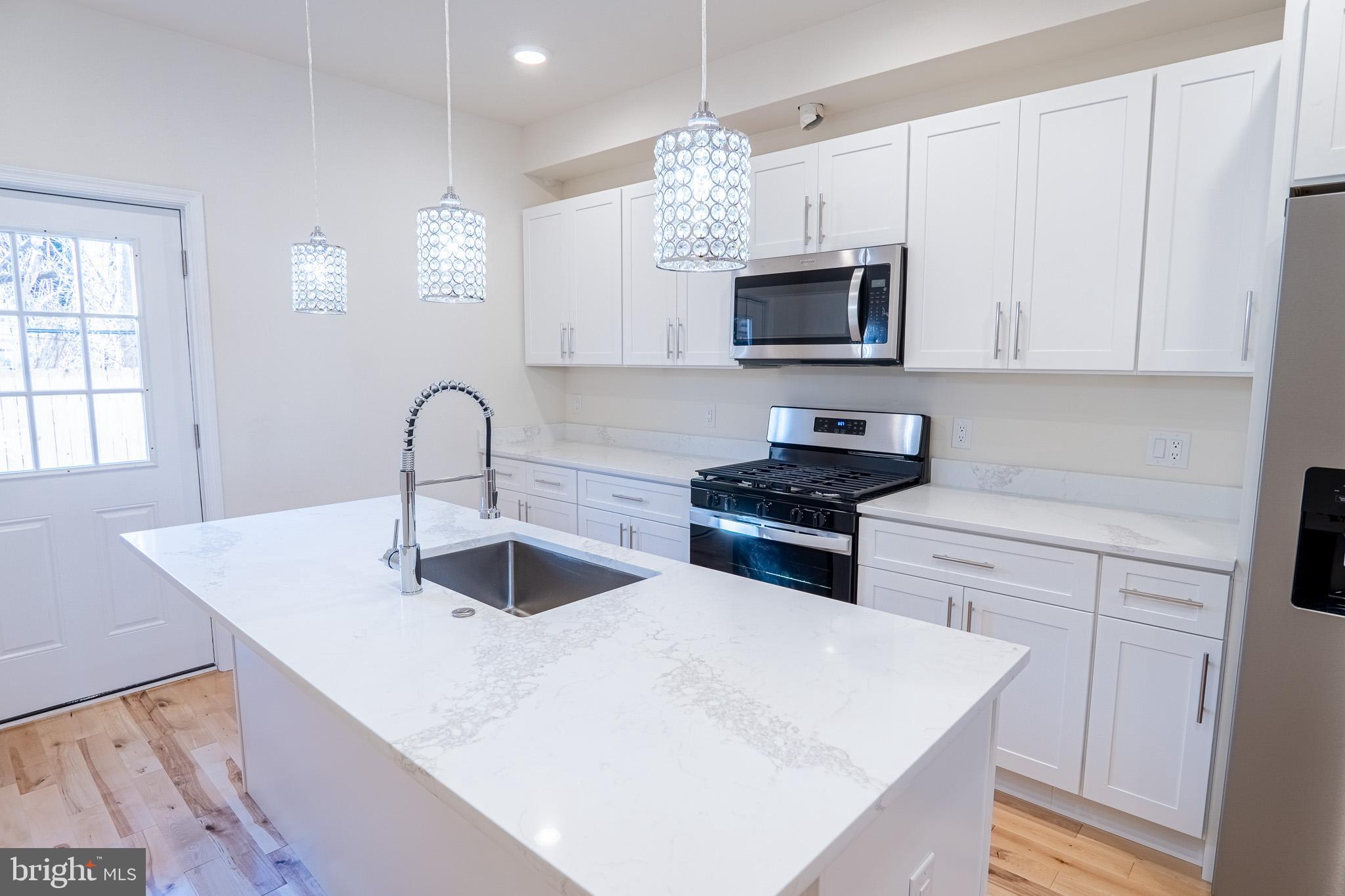 MANTUA - Residential