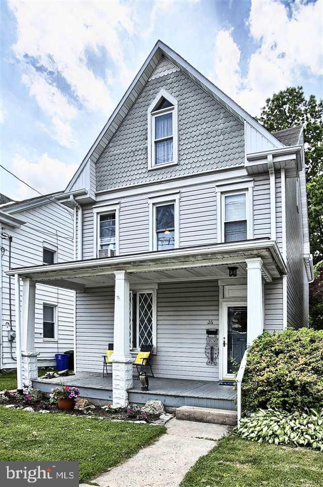 Traditional, covered front porch invites you to enter this charming home! Flowing first floor and spacious eat-in kitchen to entertain friends and family. Newer bathroom with tiled floor, double sink and 3 nice sized bedrooms on 2nd floor. Full walk up attic for storage. Private fenced back yard with patio and mature trees. This is a great opportunity if you are just getting started or looking to downsize. Walk to the river, great dining and City Island!