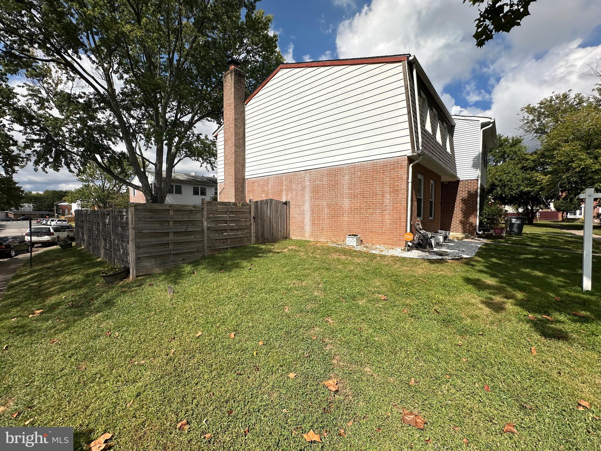 WILLOWBROOK - Residential