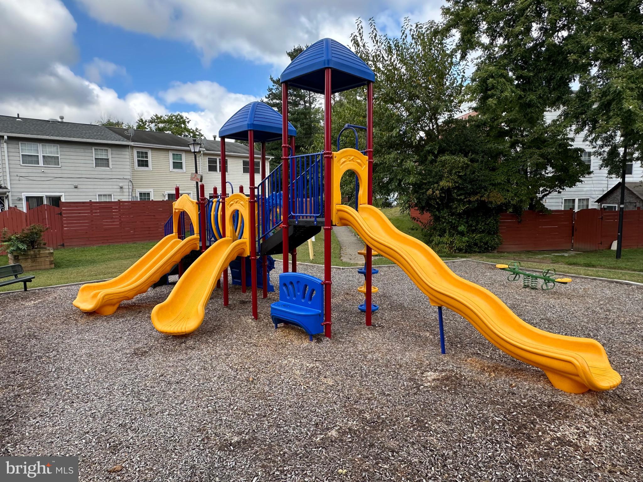 WILLOWBROOK - Residential