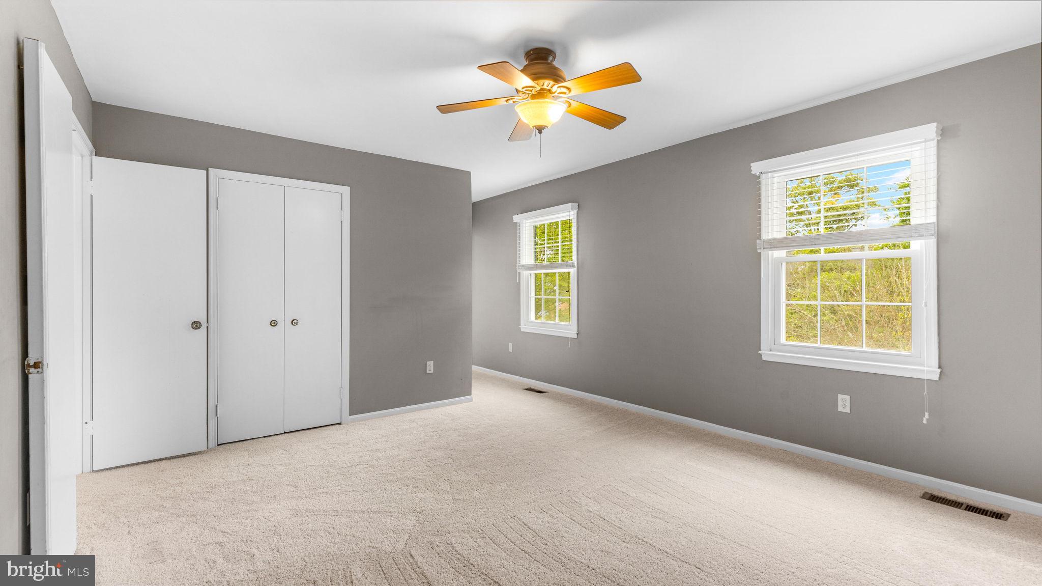 COURTS OF CROFTON - Residential