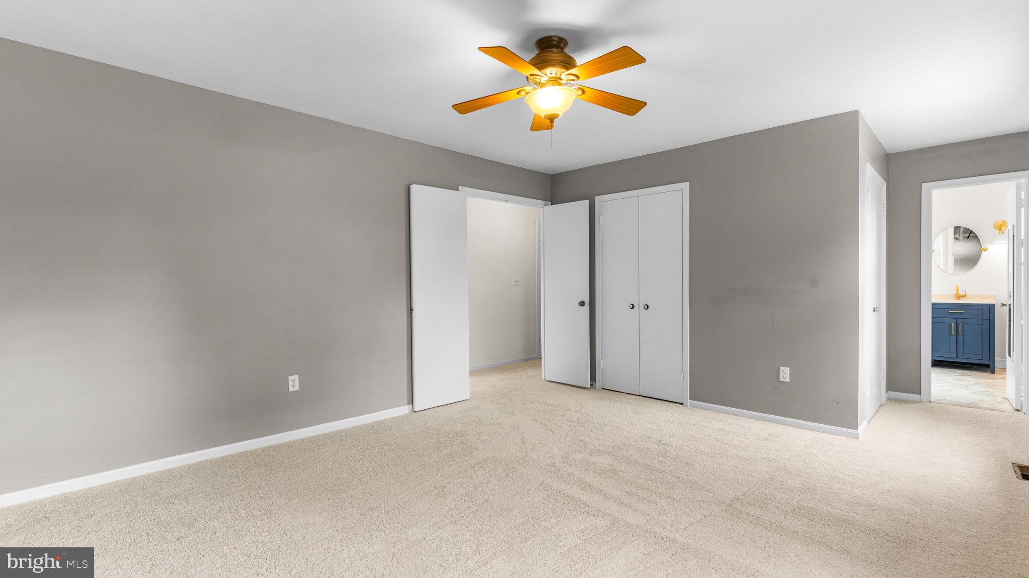 COURTS OF CROFTON - Residential