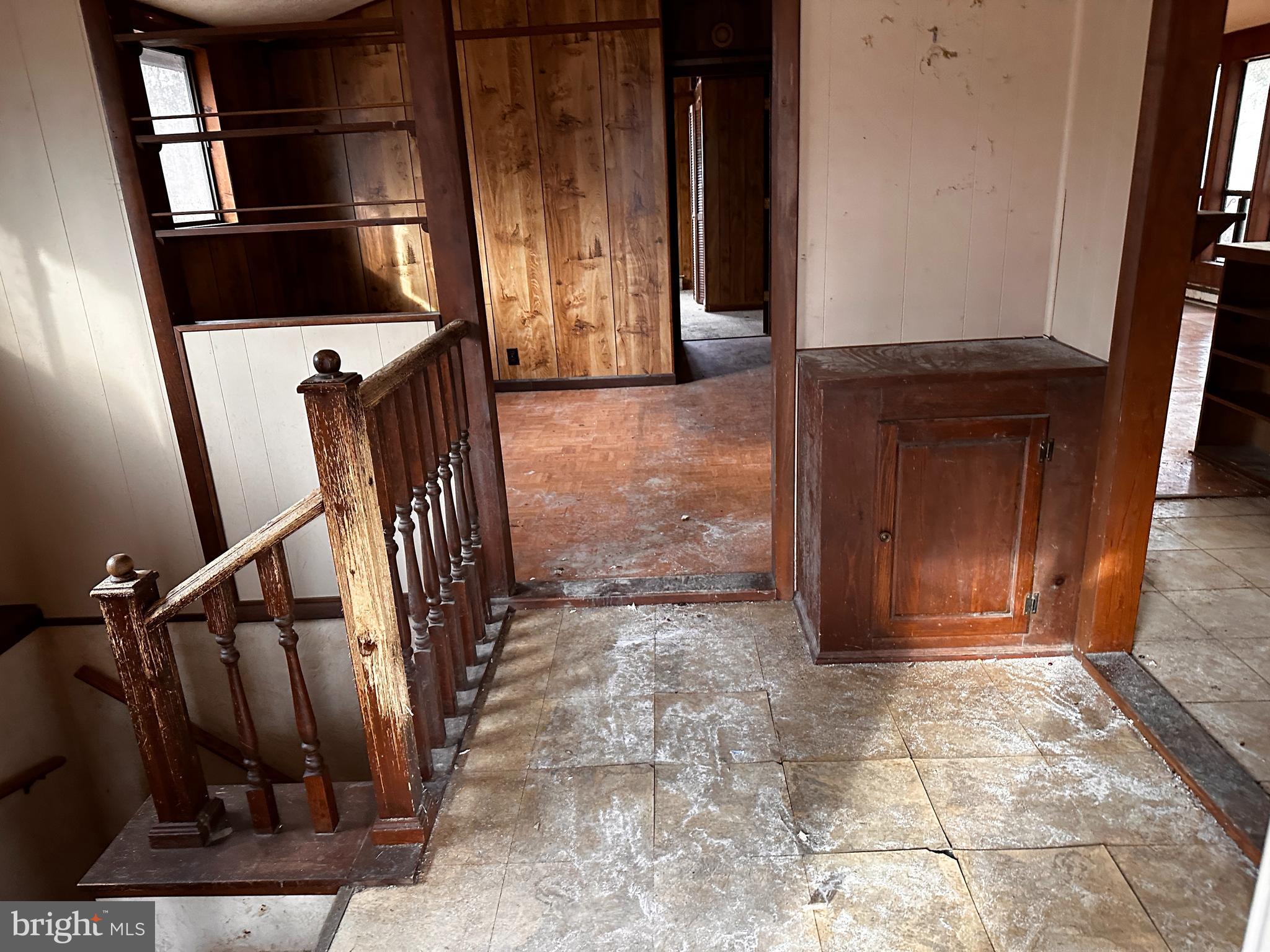 WOODHAVEN KNOLLS - Residential