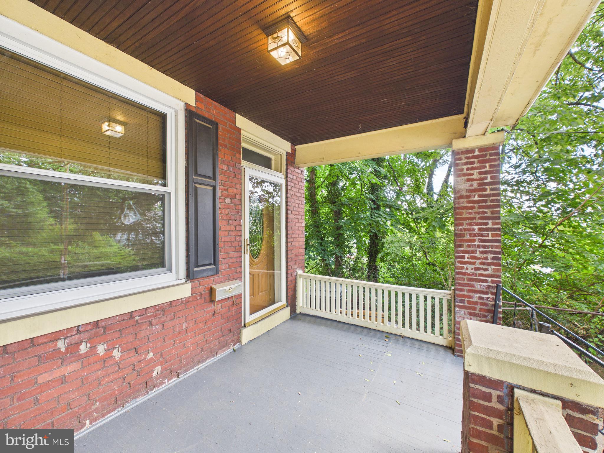 709 S 27TH STREET