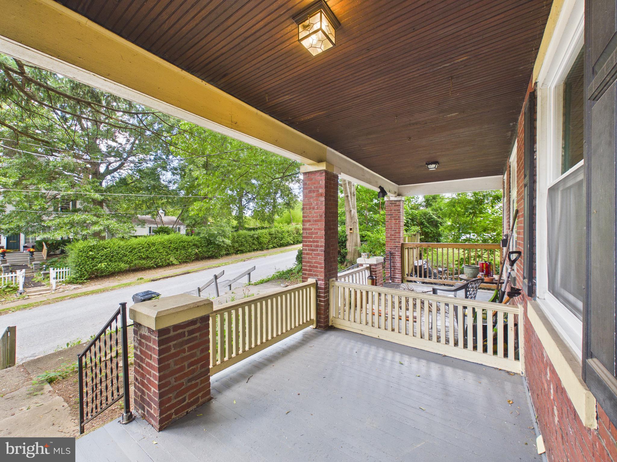 709 S 27TH STREET