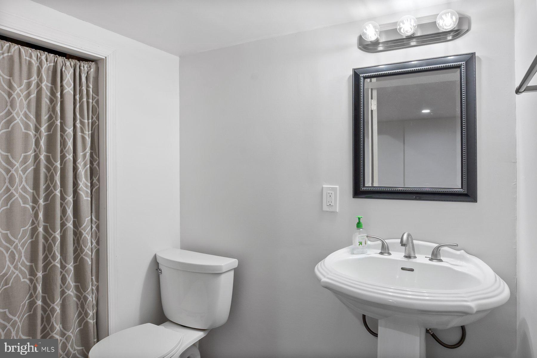 GREENBRIER HILLS - Residential Lease