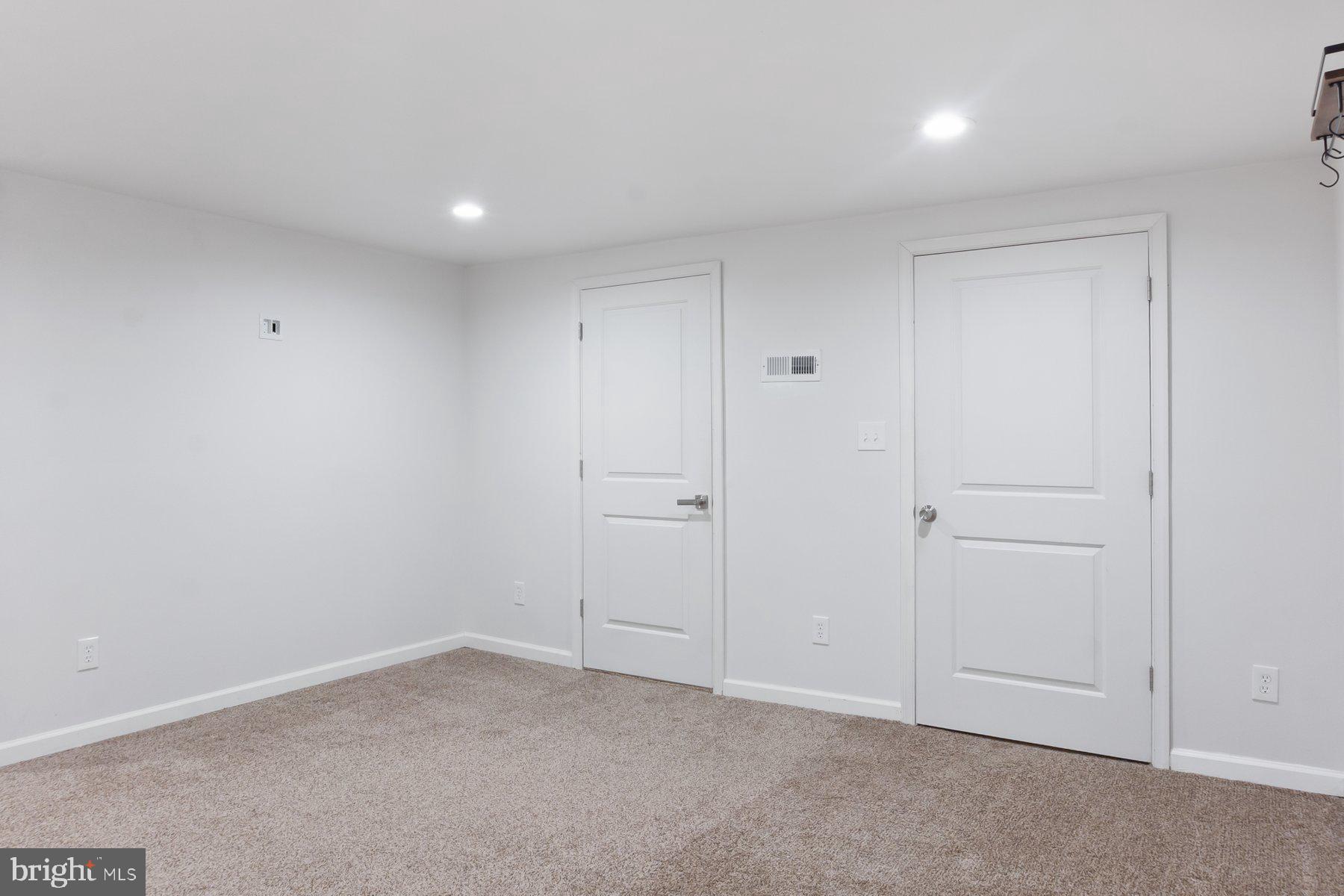 GREENBRIER HILLS - Residential Lease