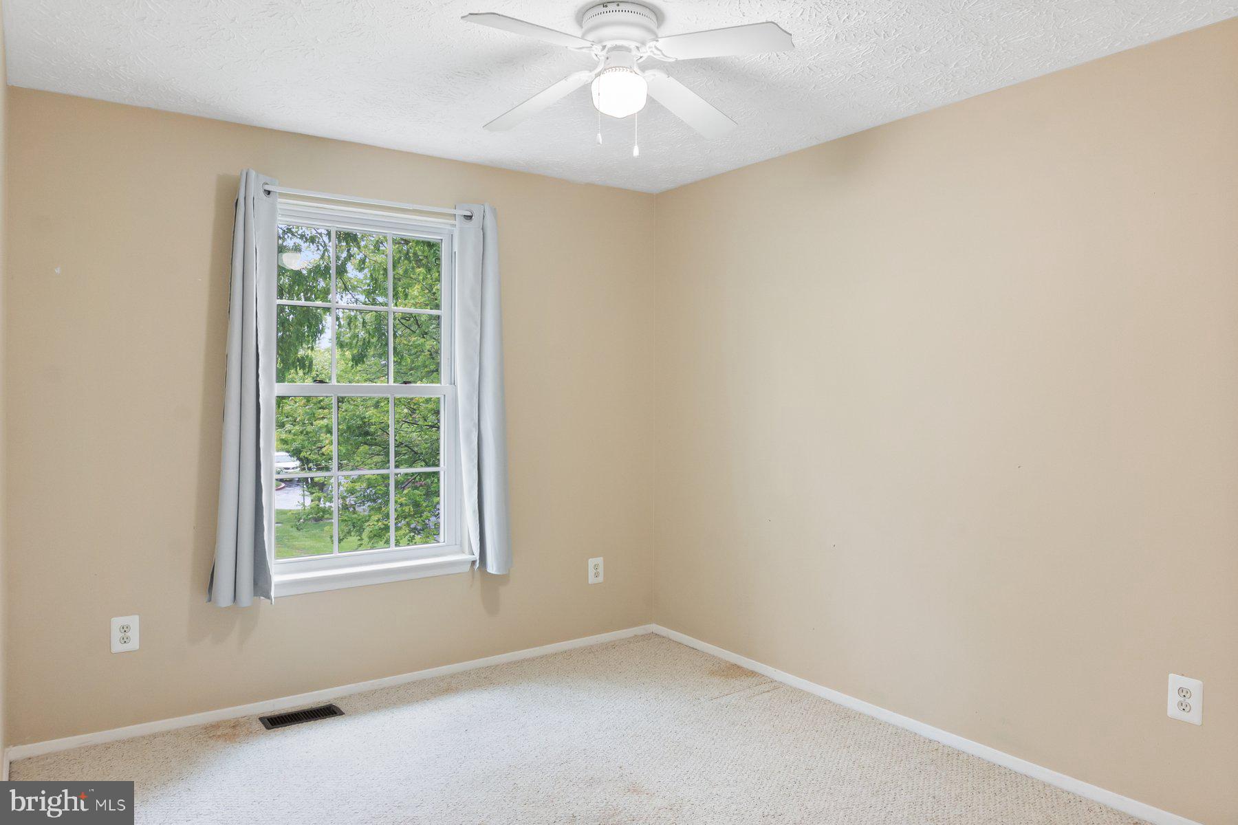 GREENBRIER HILLS - Residential Lease