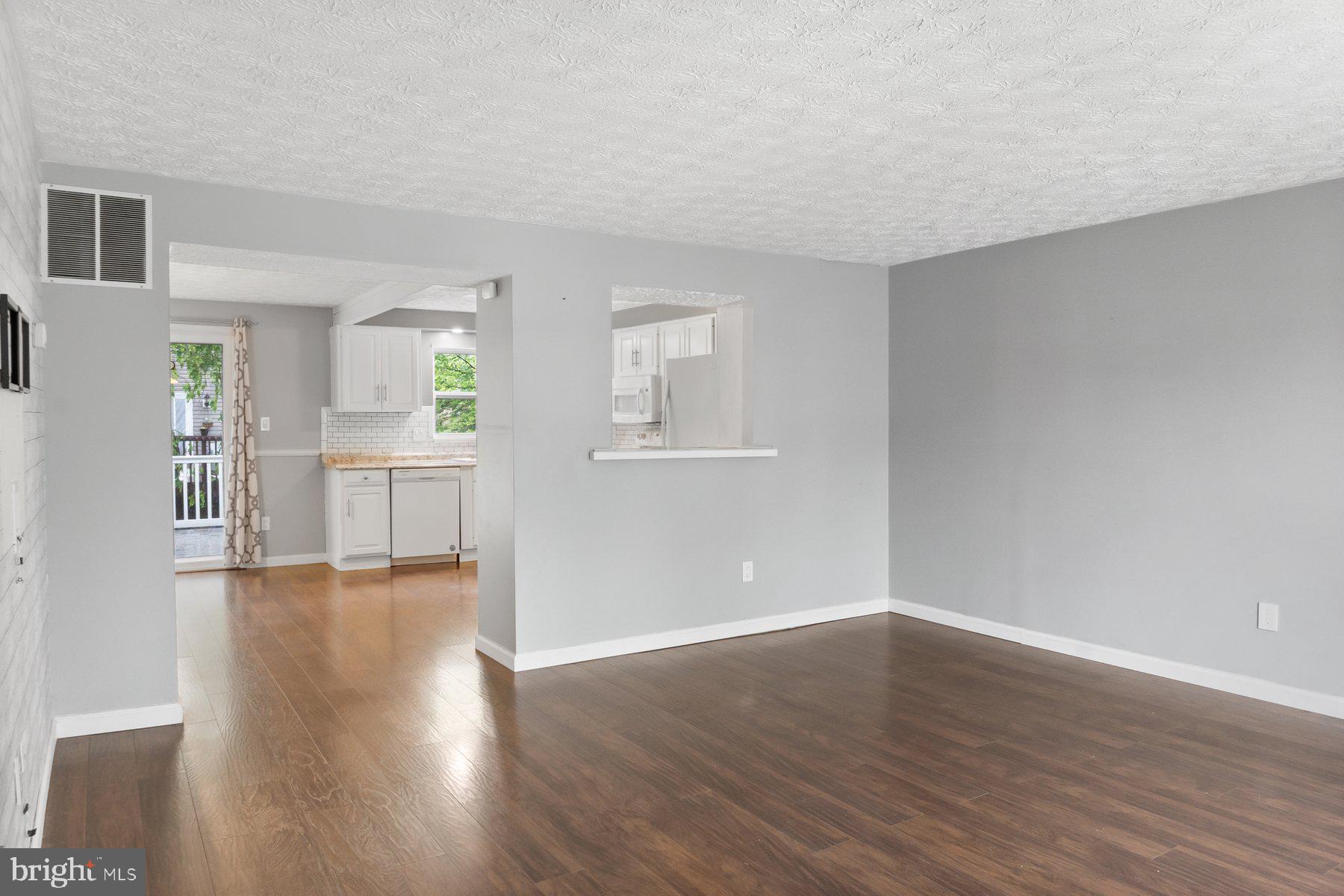 GREENBRIER HILLS - Residential Lease