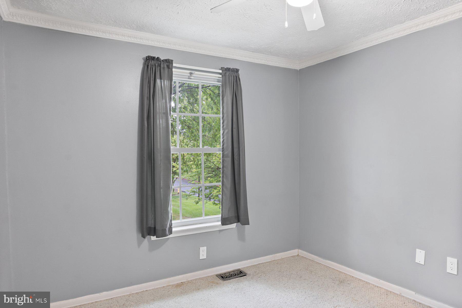 GREENBRIER HILLS - Residential Lease
