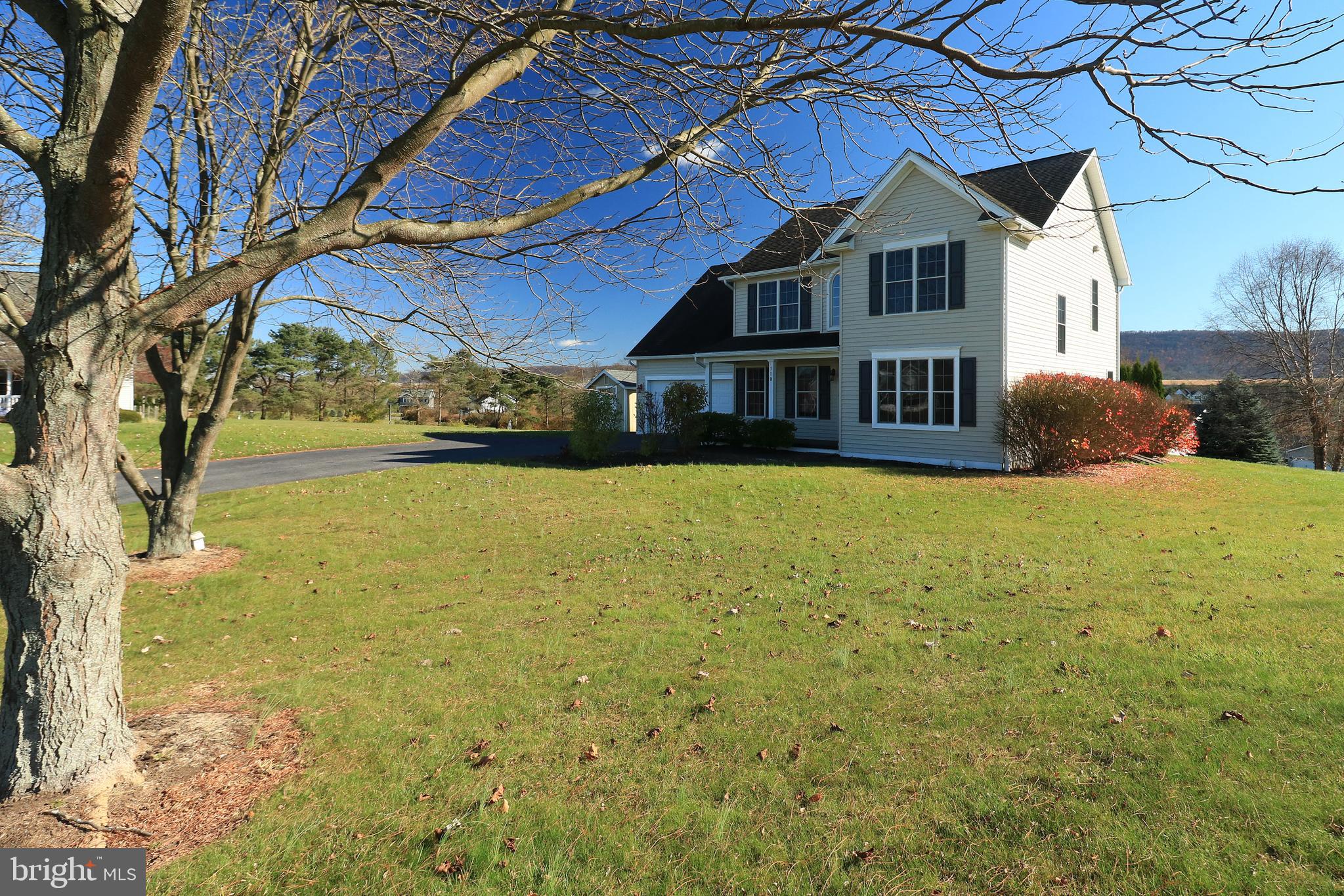 STONEHENGE - Residential