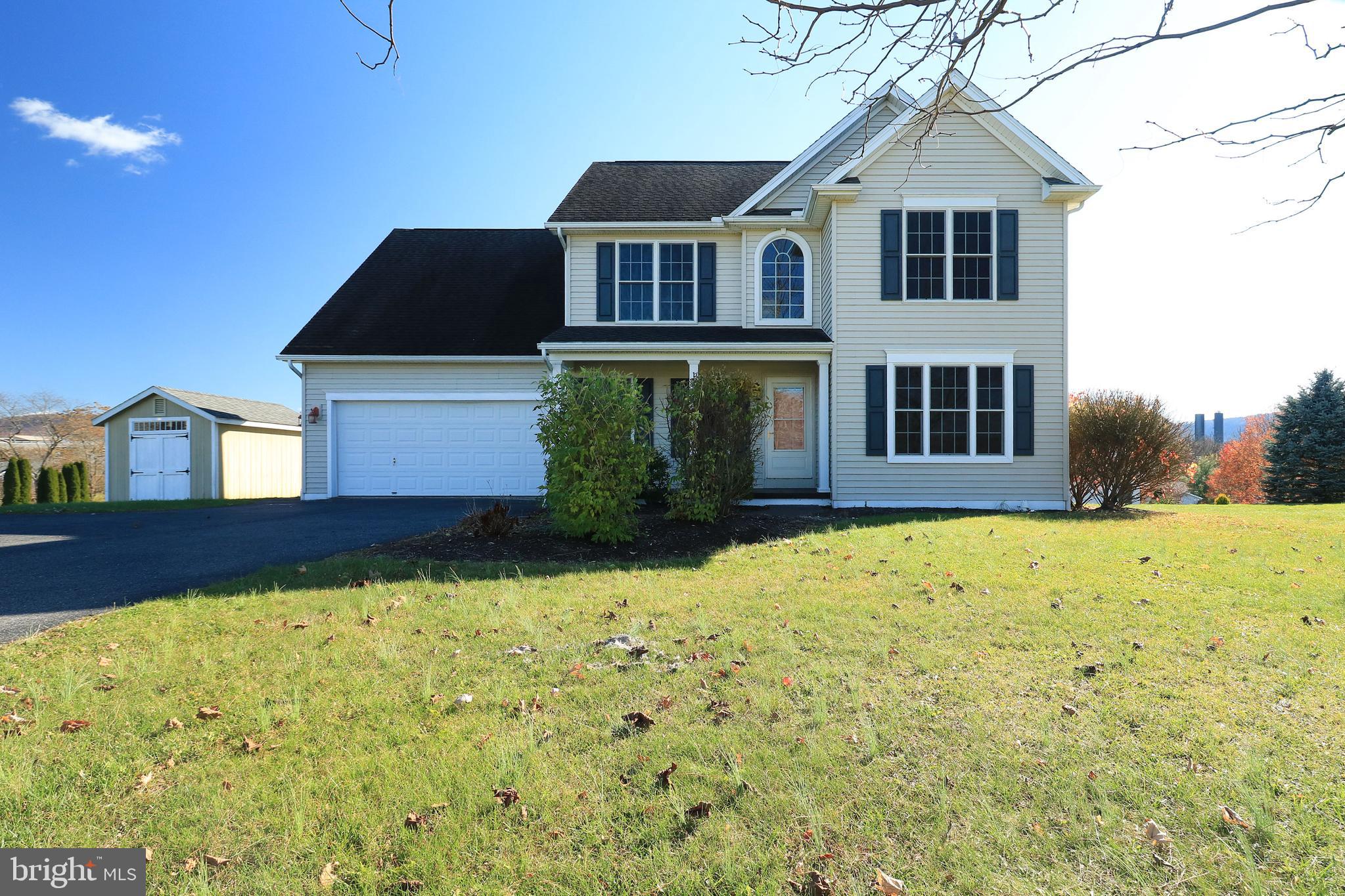 STONEHENGE - Residential