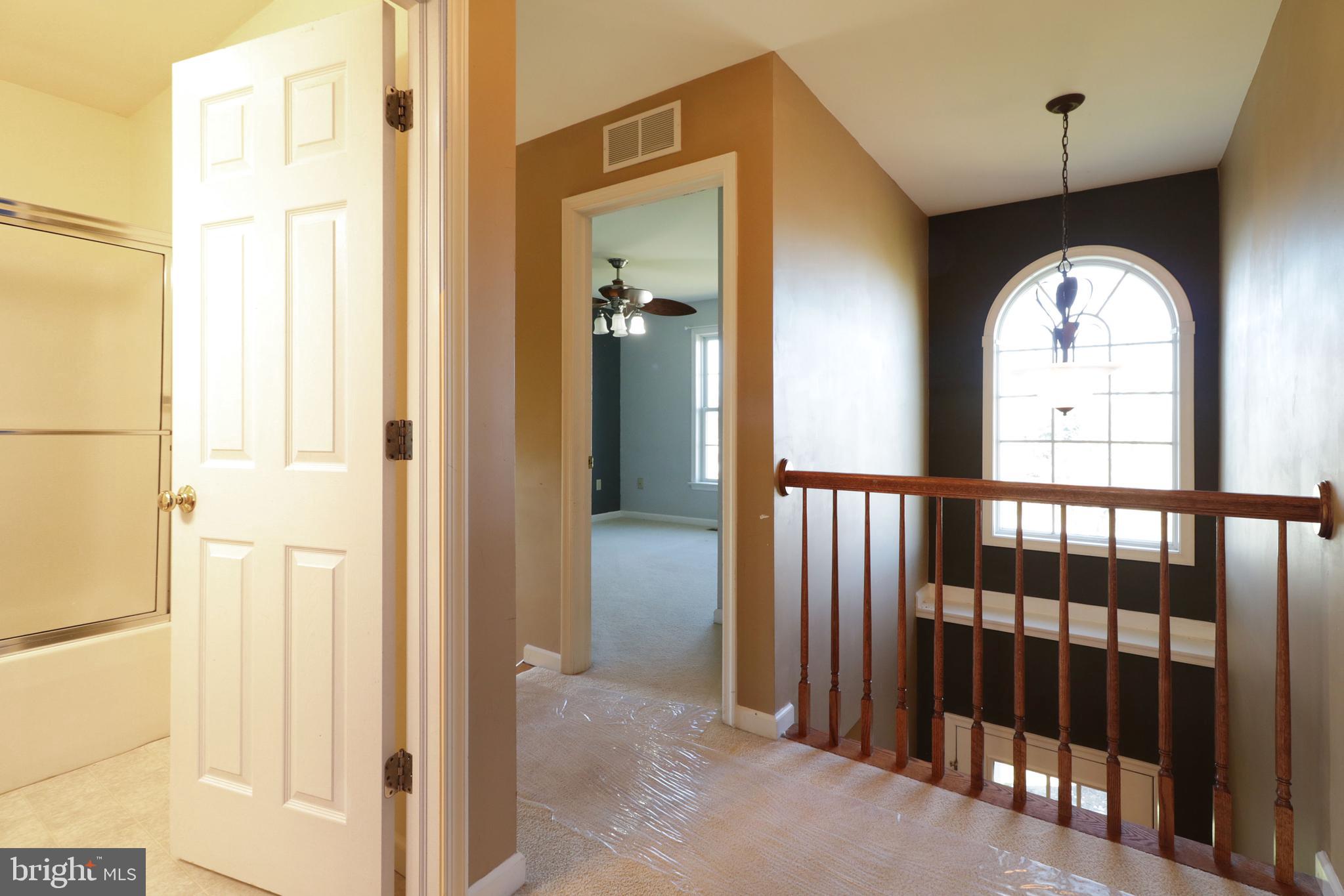 STONEHENGE - Residential