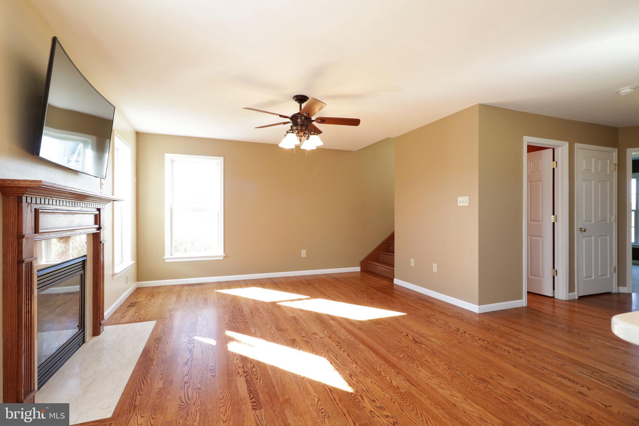 STONEHENGE - Residential