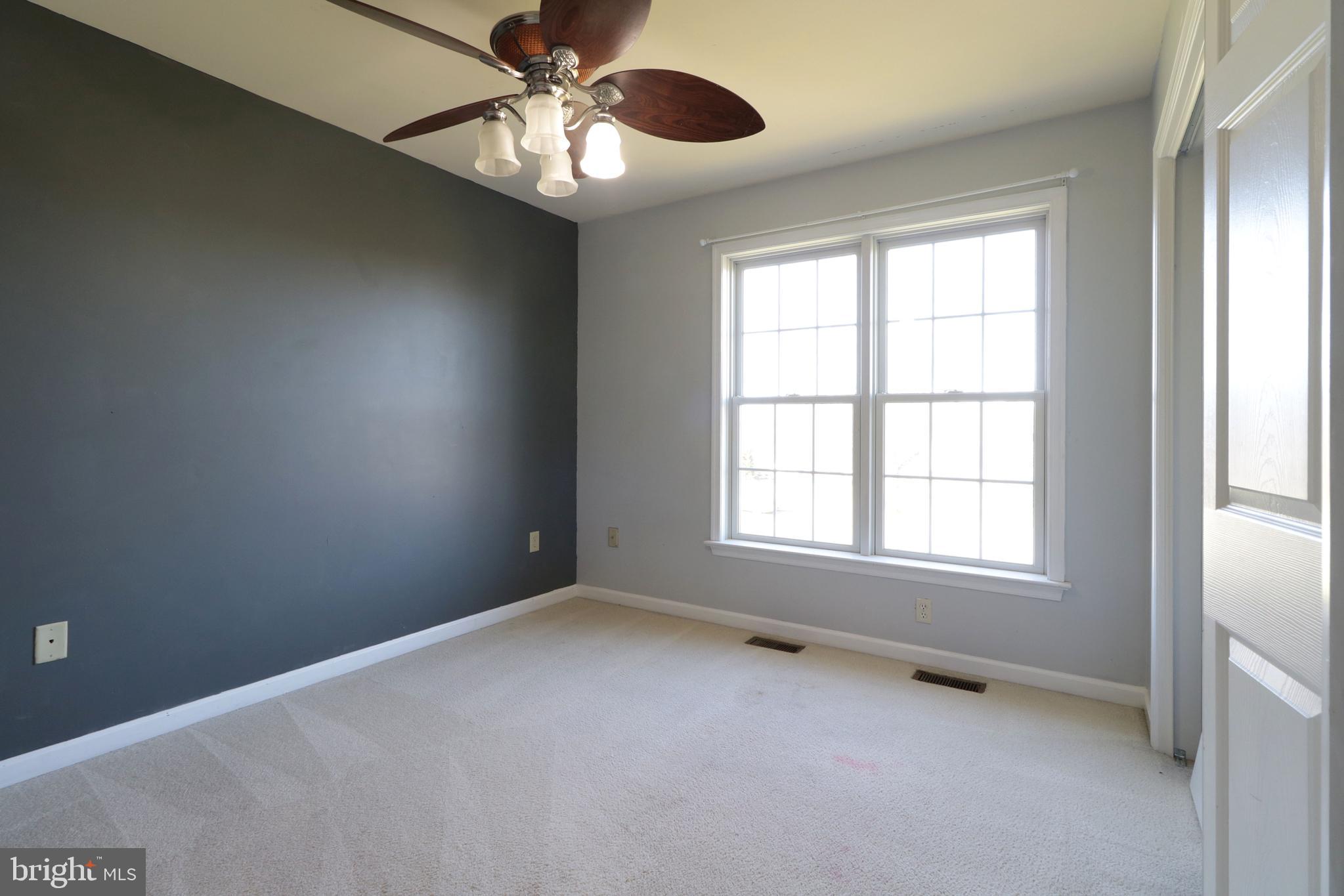 STONEHENGE - Residential