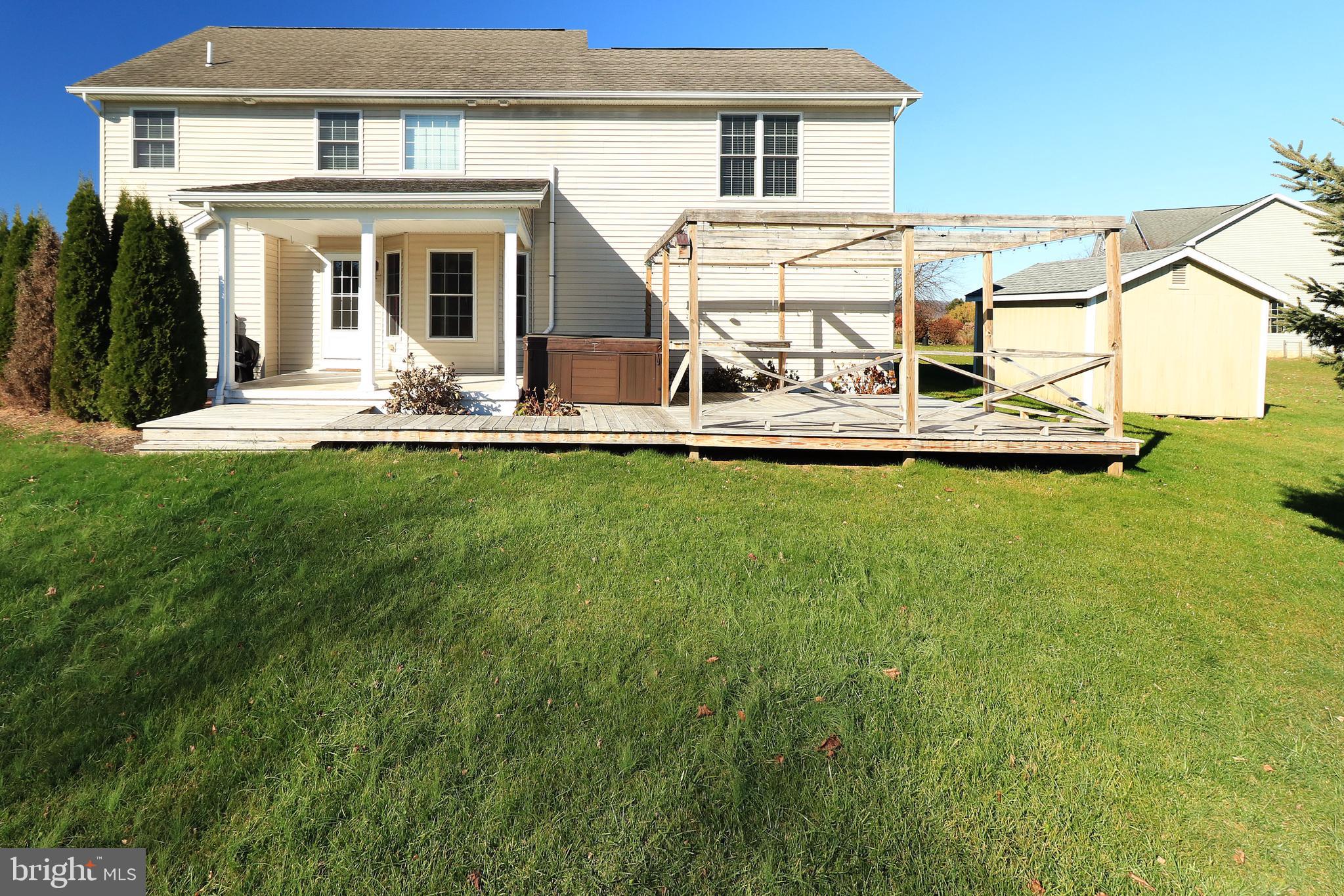 STONEHENGE - Residential