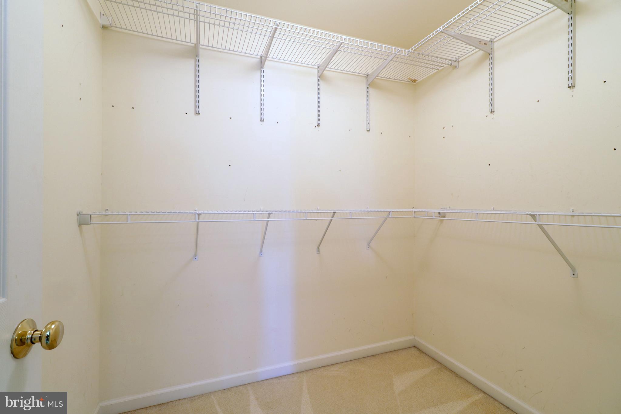 STONEHENGE - Residential