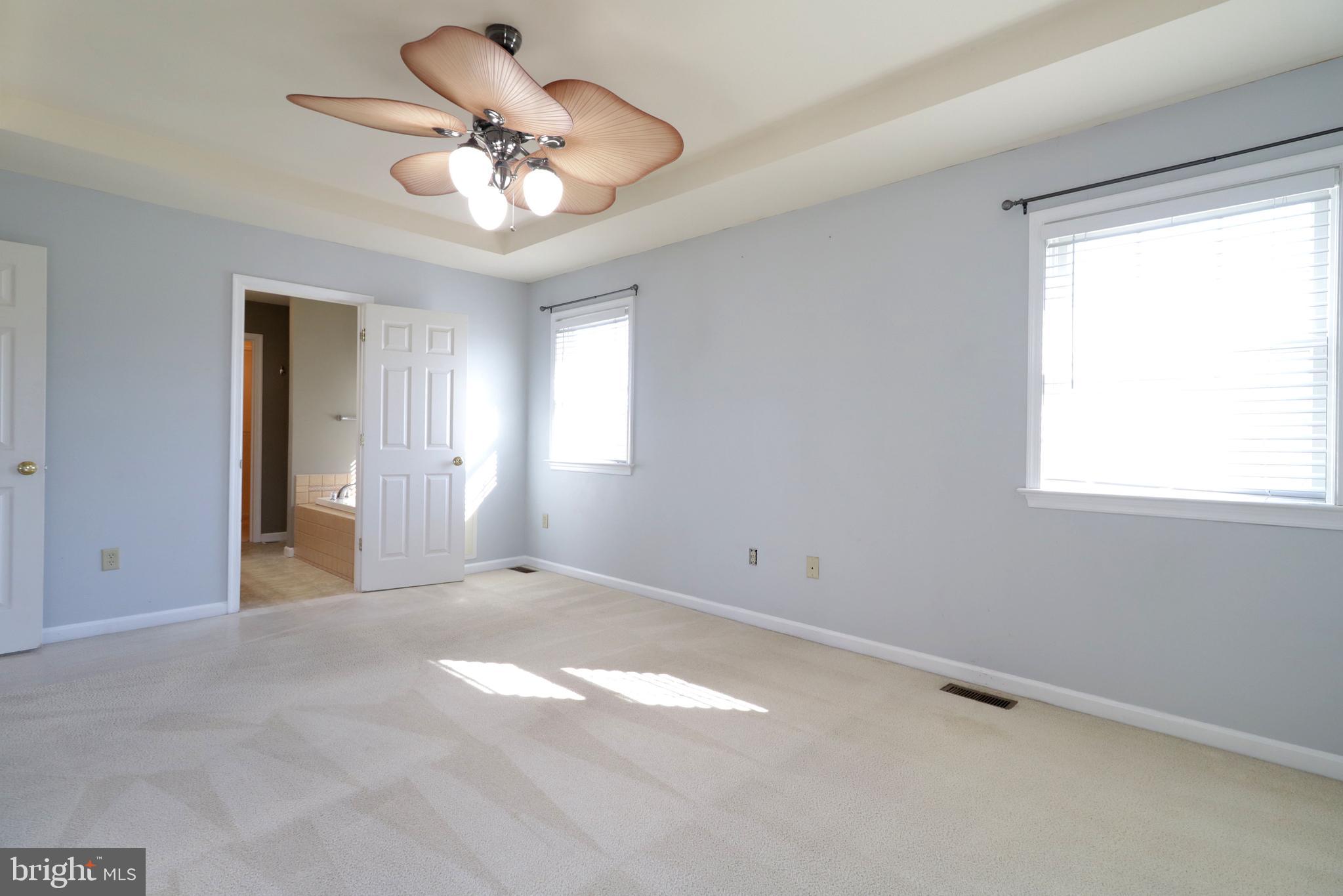 STONEHENGE - Residential