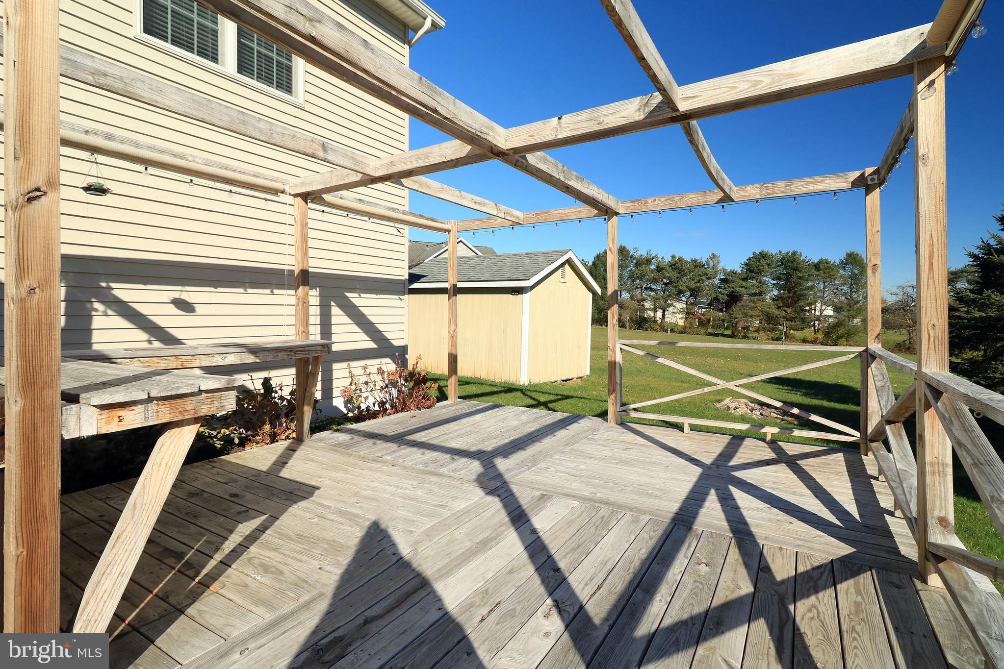 STONEHENGE - Residential