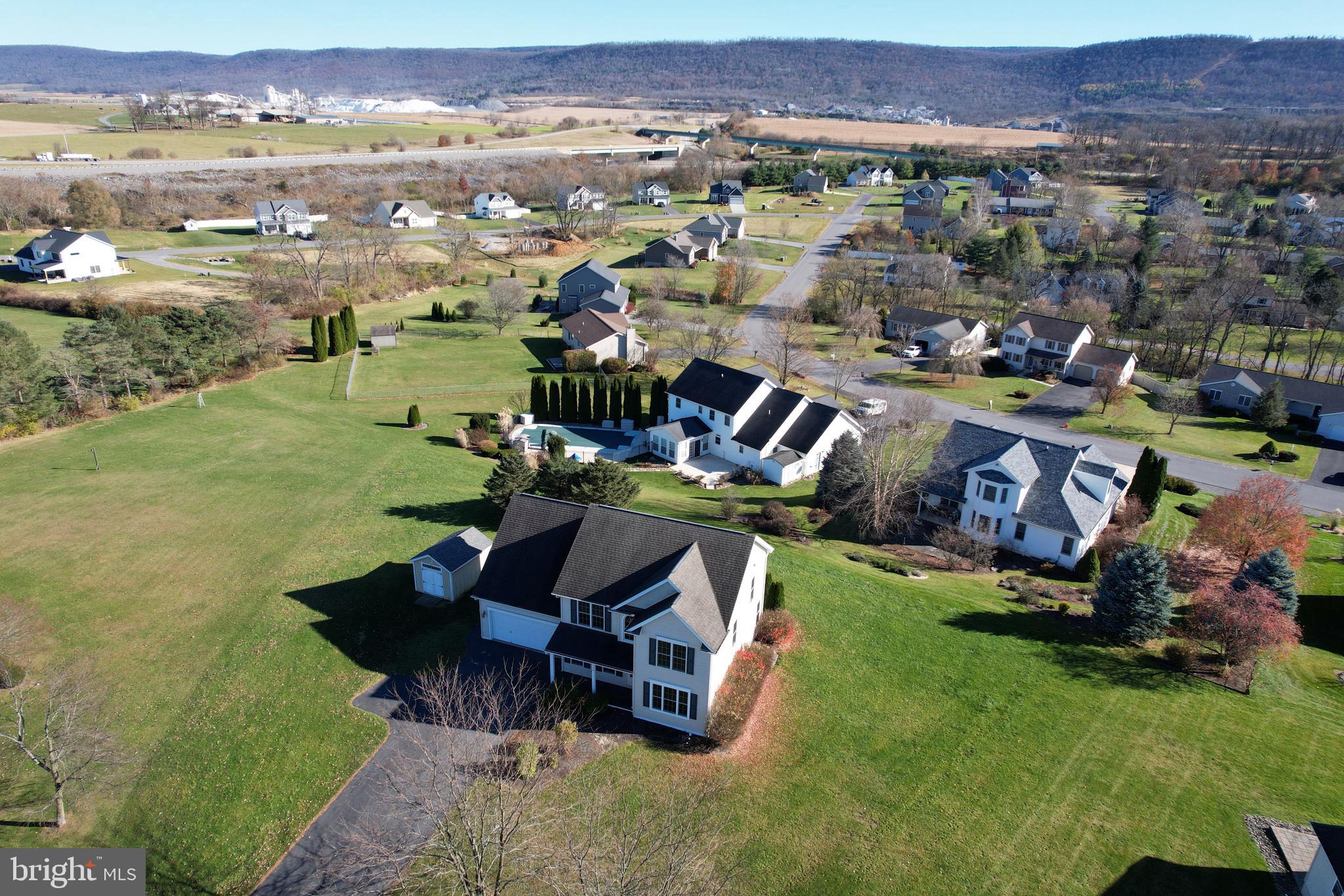STONEHENGE - Residential