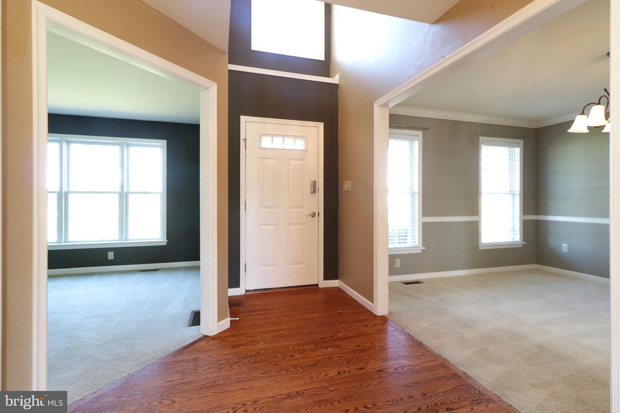 STONEHENGE - Residential