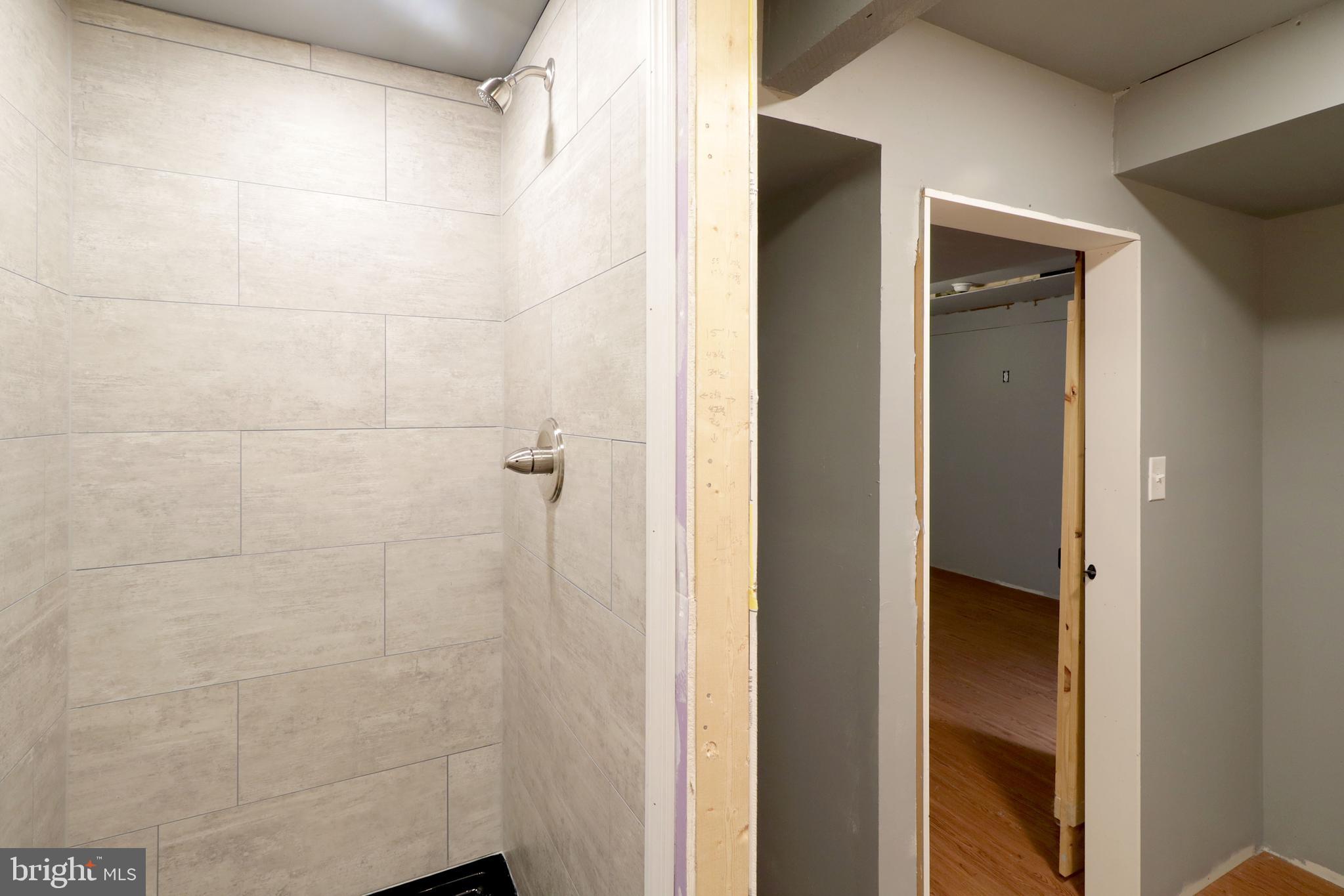 STONEHENGE - Residential