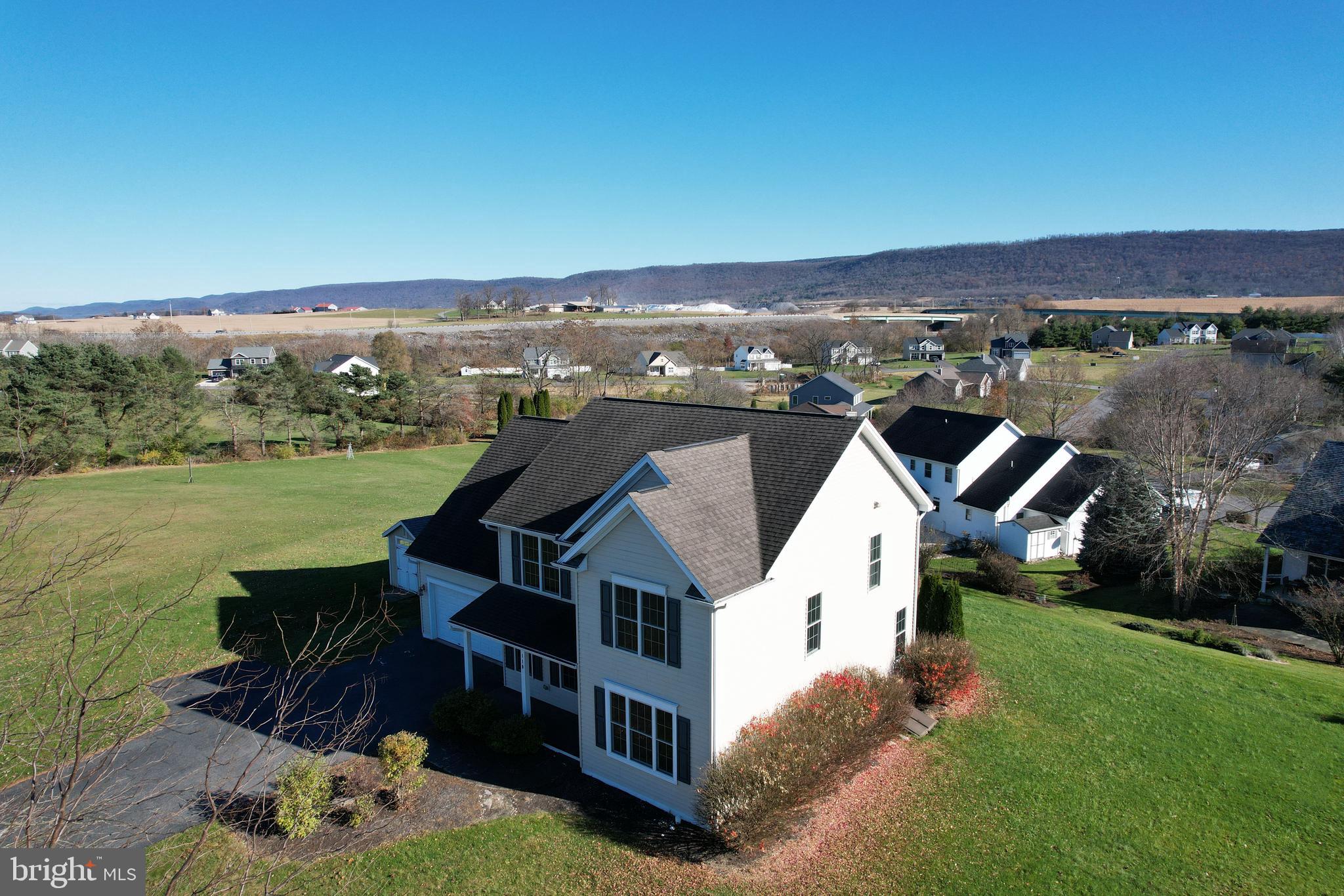STONEHENGE - Residential