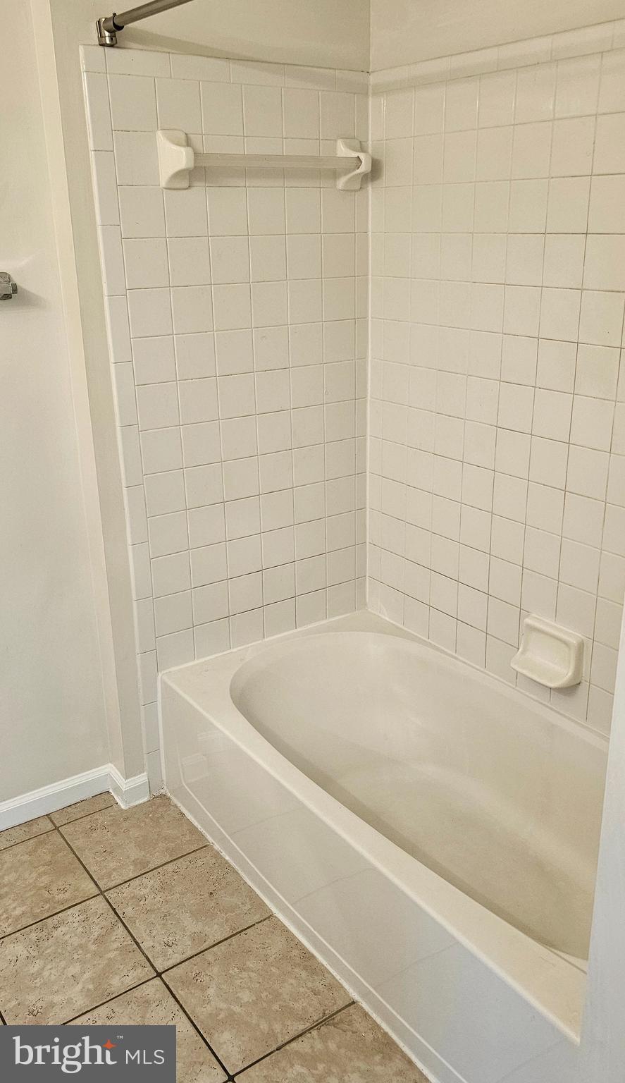 SOUTH MEADOWS - Residential Lease