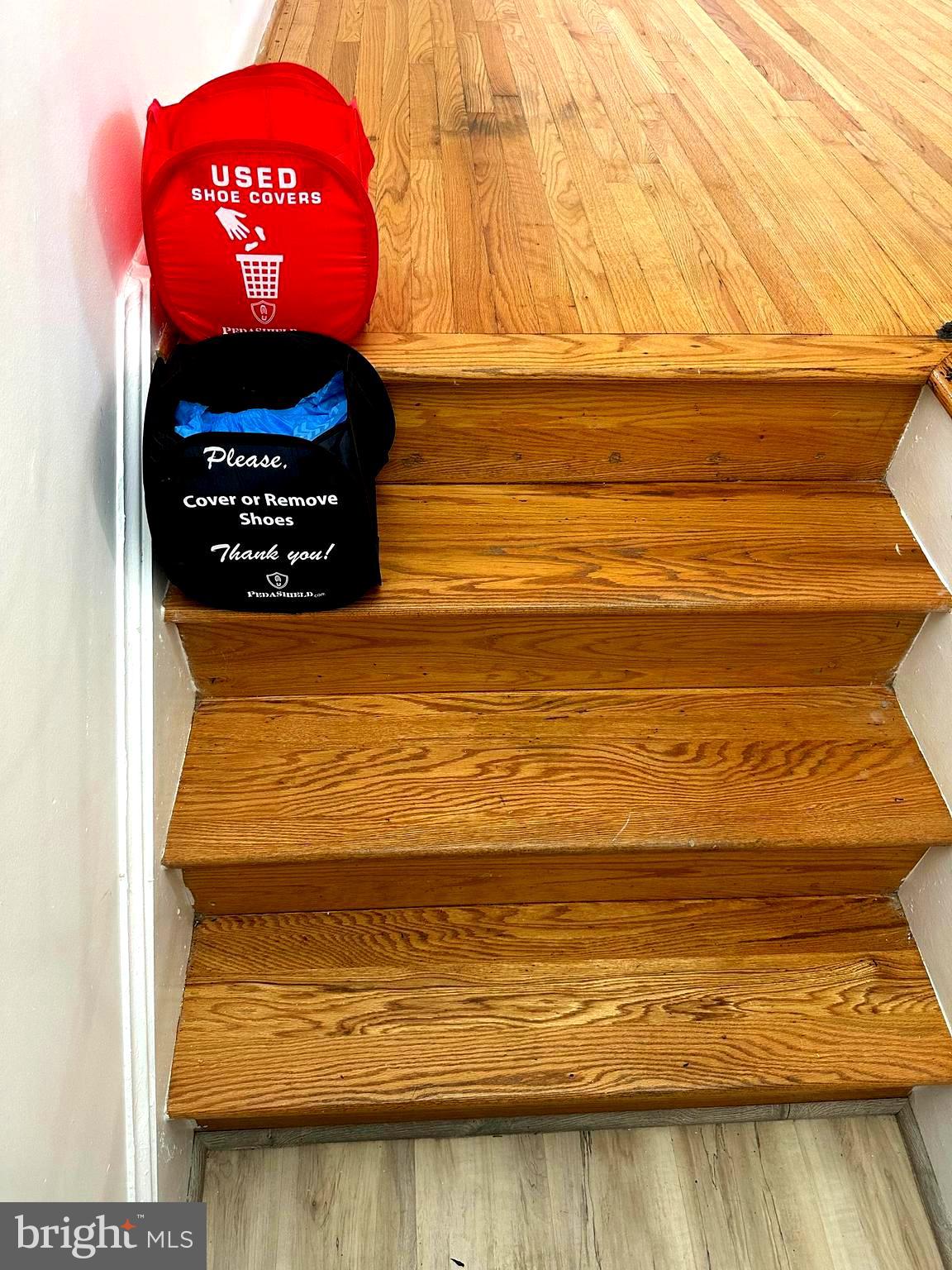 CRESTVIEW MANOR - Residential Lease