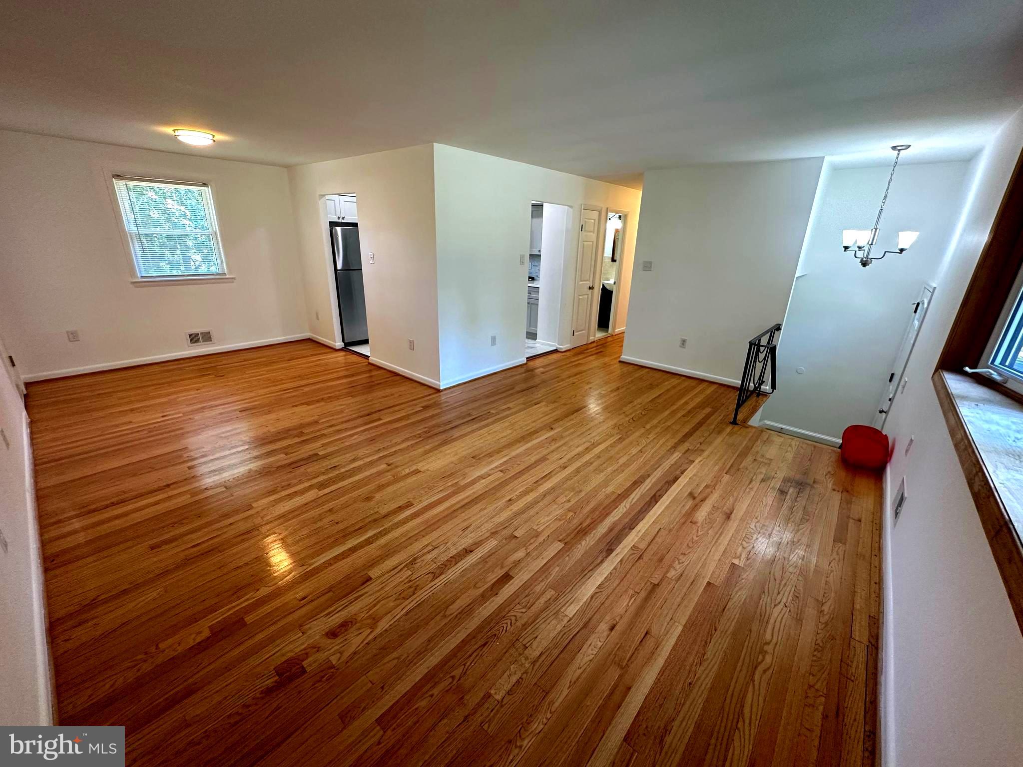 CRESTVIEW MANOR - Residential Lease