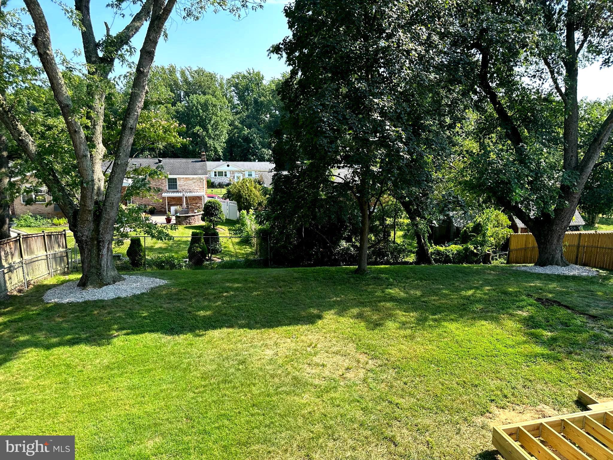 CRESTVIEW MANOR - Residential Lease