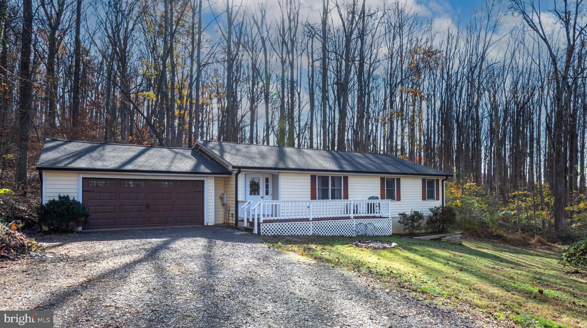 CARLETAN'S WOODS - Residential Lease