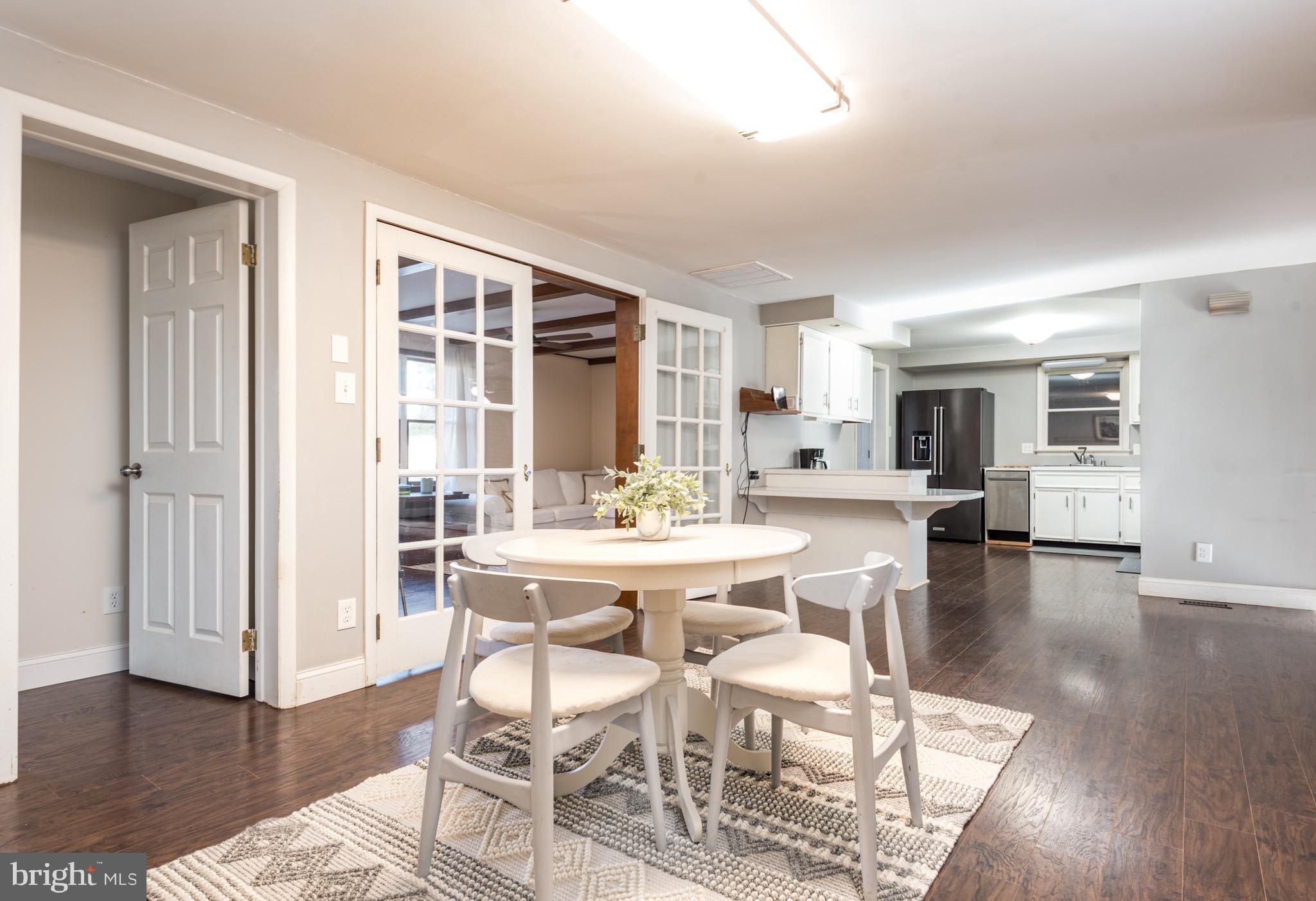 CARLETAN'S WOODS - Residential Lease