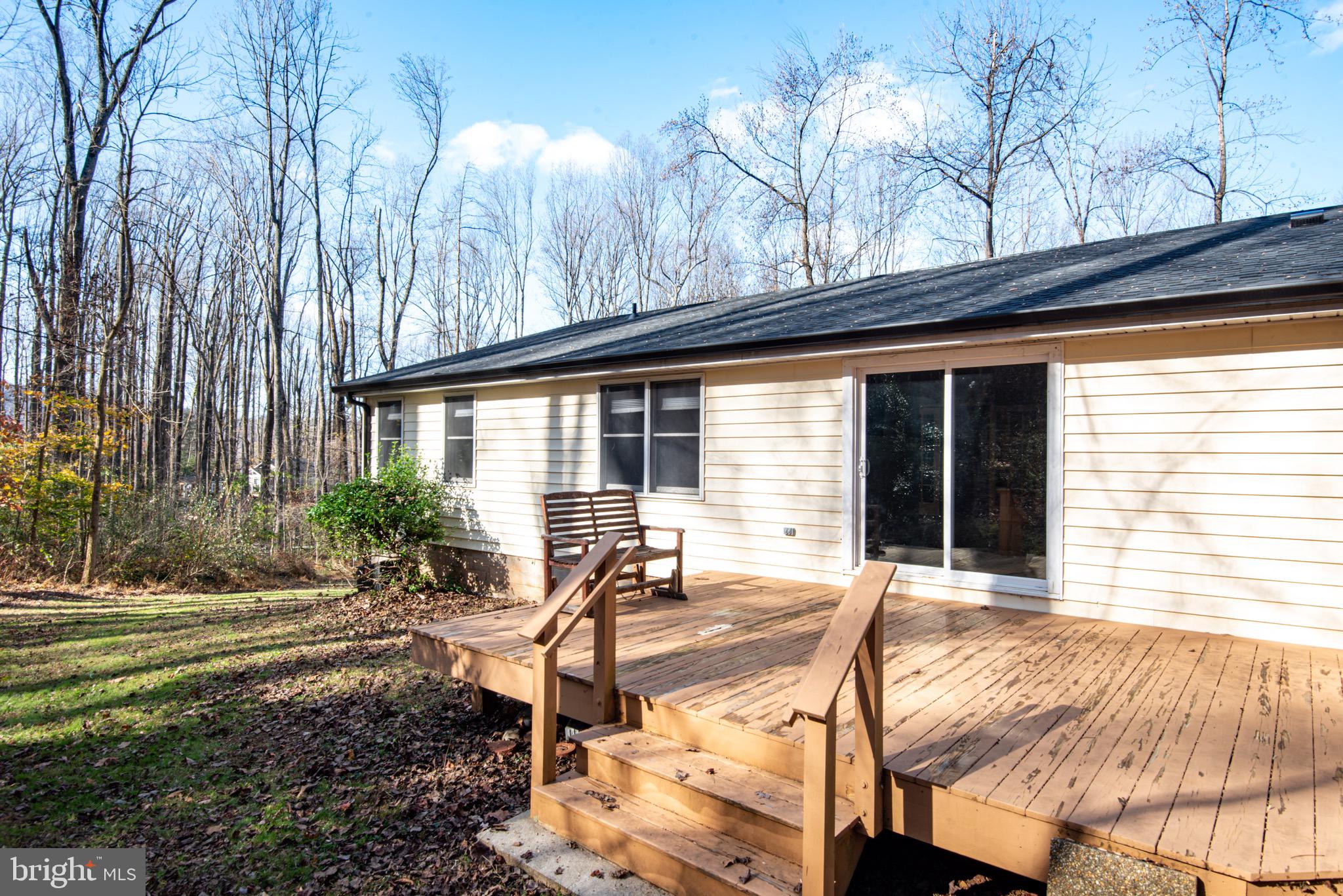 CARLETAN'S WOODS - Residential Lease