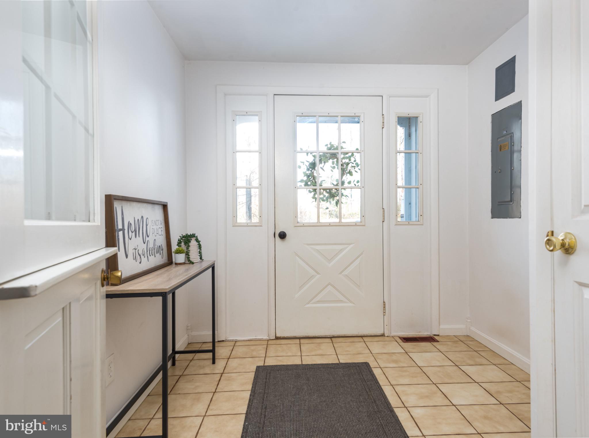 CARLETAN'S WOODS - Residential Lease