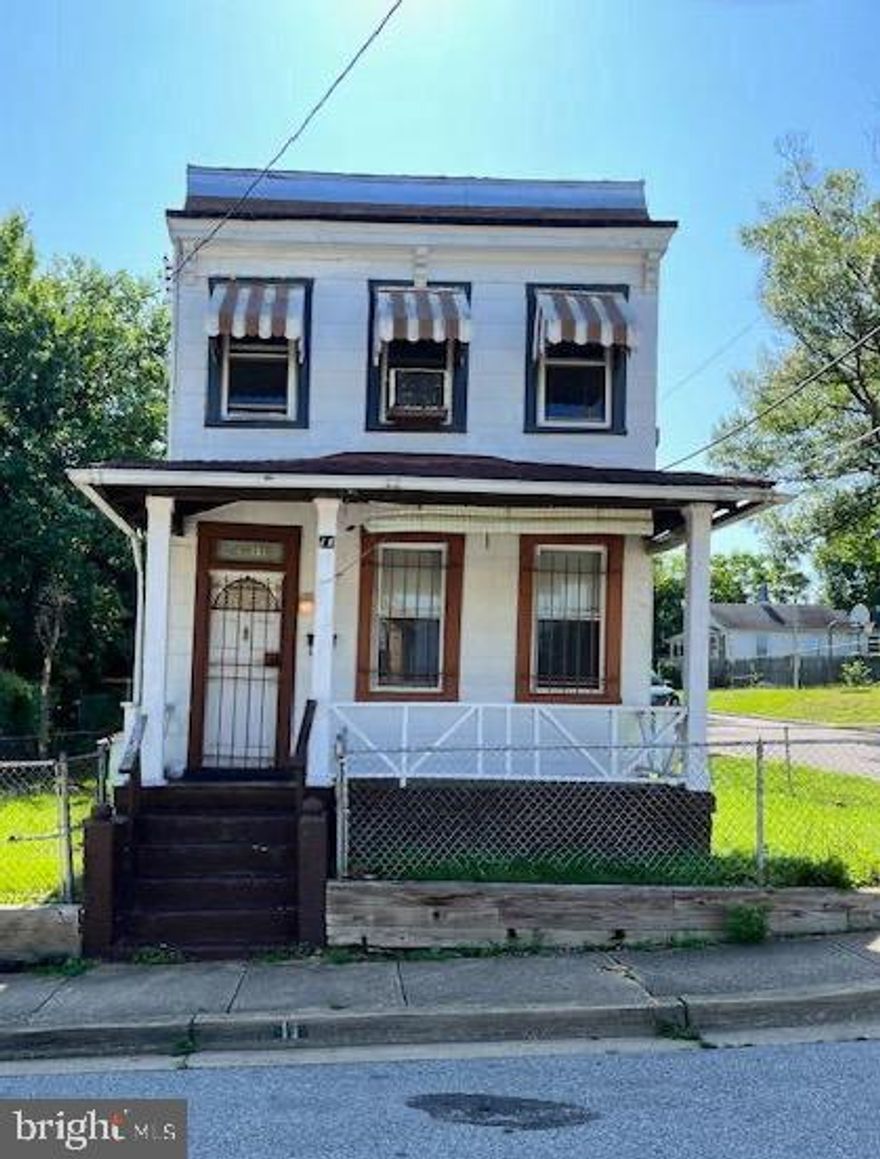 Welcome to 11 Capitol Heights BLVD! This home is a delightful blend of vintage charm and investment opportunity sitting on a corner lot.  Dating back to 1914, this home boasts a warm and inviting layout, one full bathroom, and three bedrooms. Ideal as a cozy starter home or a great investment opportunity.  With a very large spacious yard and detached garage this area is begging for a personal touch and has plenty of potential for expansion. 

This home is located in the heart of Capitol Heights with easy access to main roads and just a short drive or walk to DC, with walkable distance (less than 1 block) from the Capitol Heights Metro Station and 1 mile away from the Addison Road Metro Station. Conveniently located near shopping, dining and parks.  

This home is perfect for an investor or client willing to renovate.  

Don't miss your opportunity to make this timeless property your own!