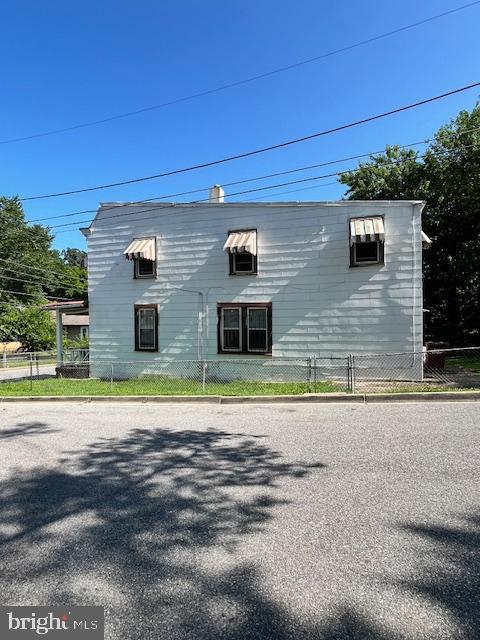 CAPITOL HEIGHTS - Residential