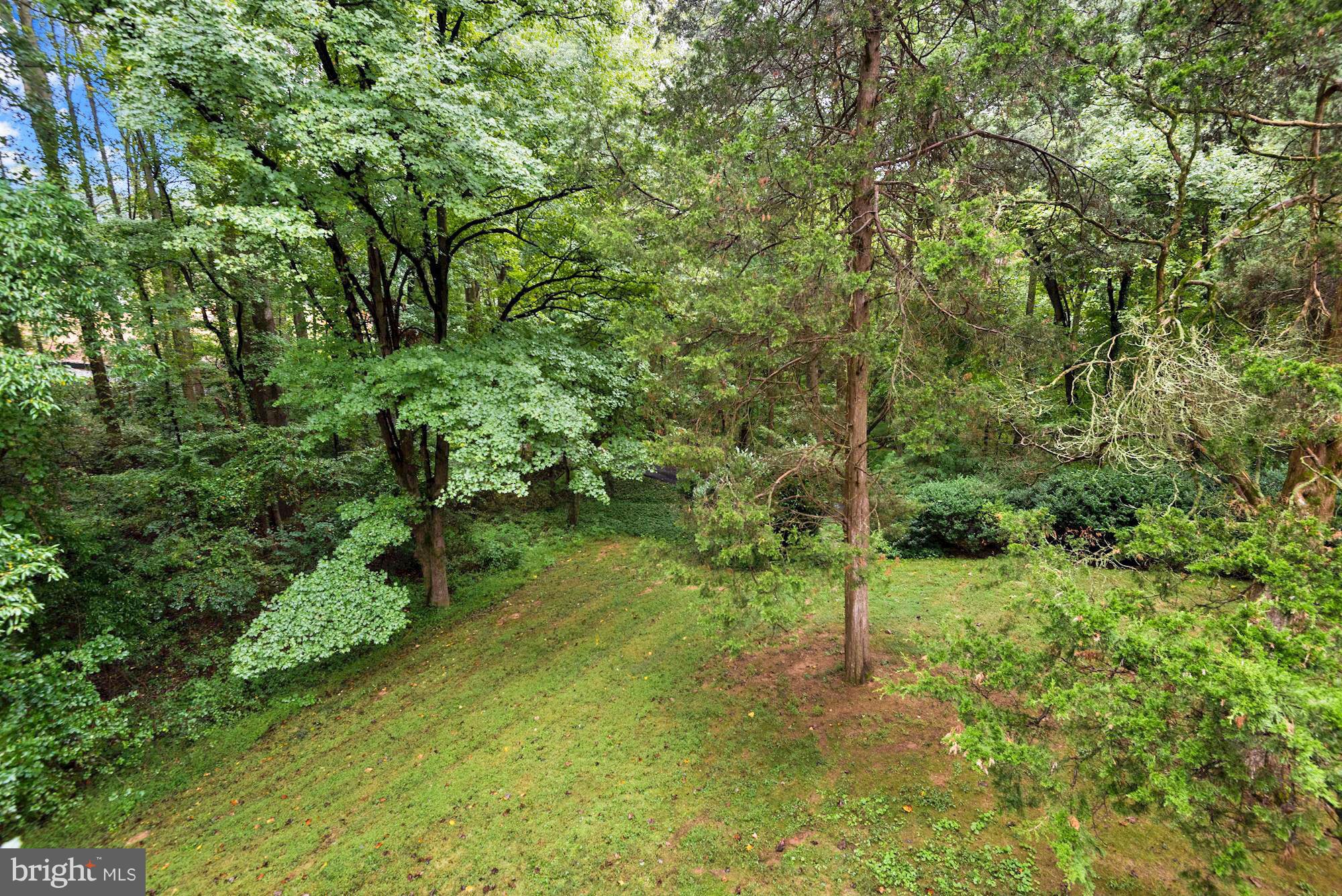 LANGLEY OAKS - Residential