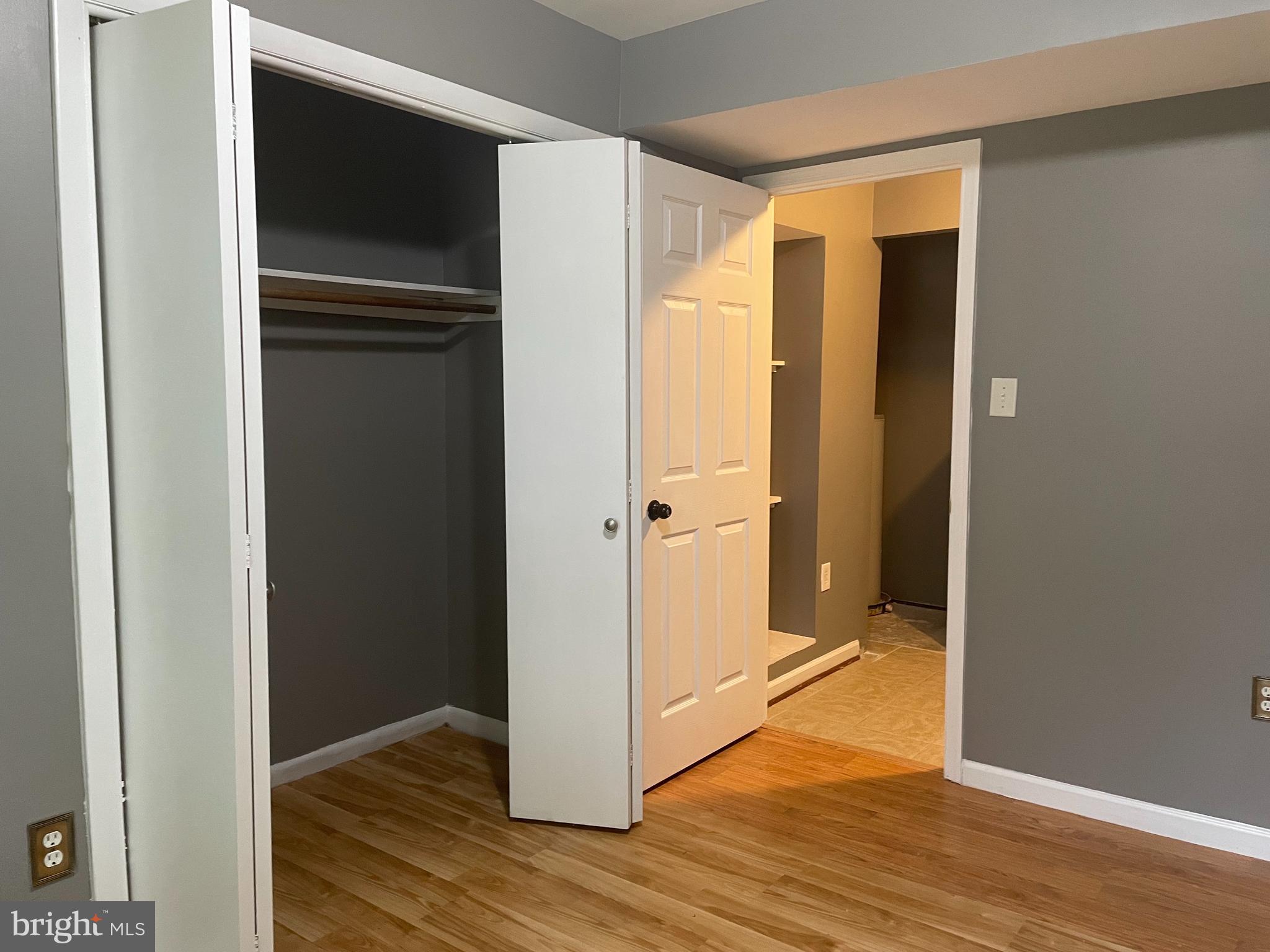 NEW ORCHARD ESTATES - Residential Lease