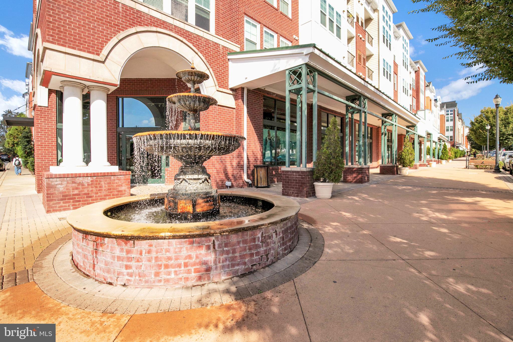 REALTY PARK - Commercial Sale