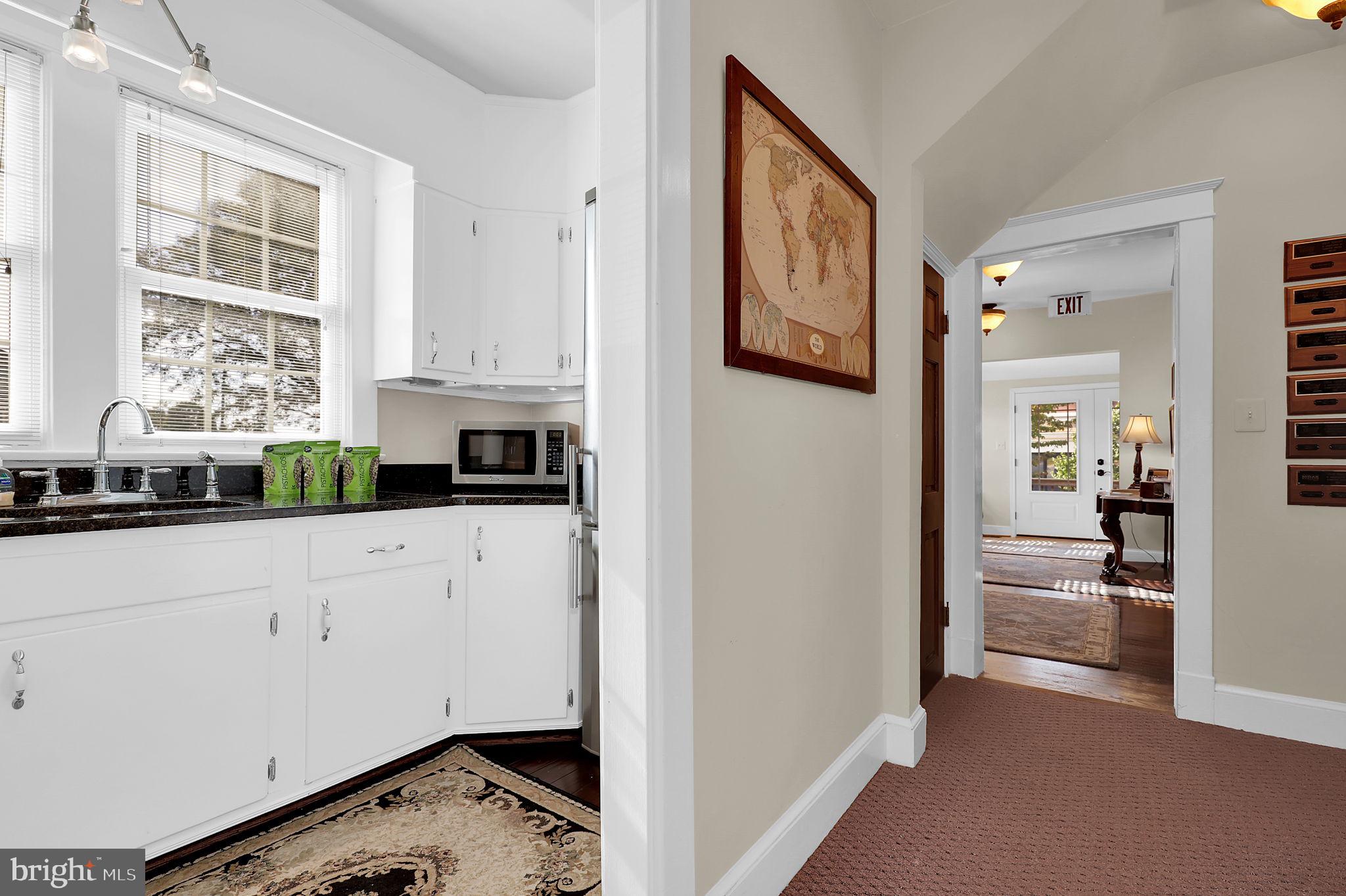 REALTY PARK - Commercial Sale