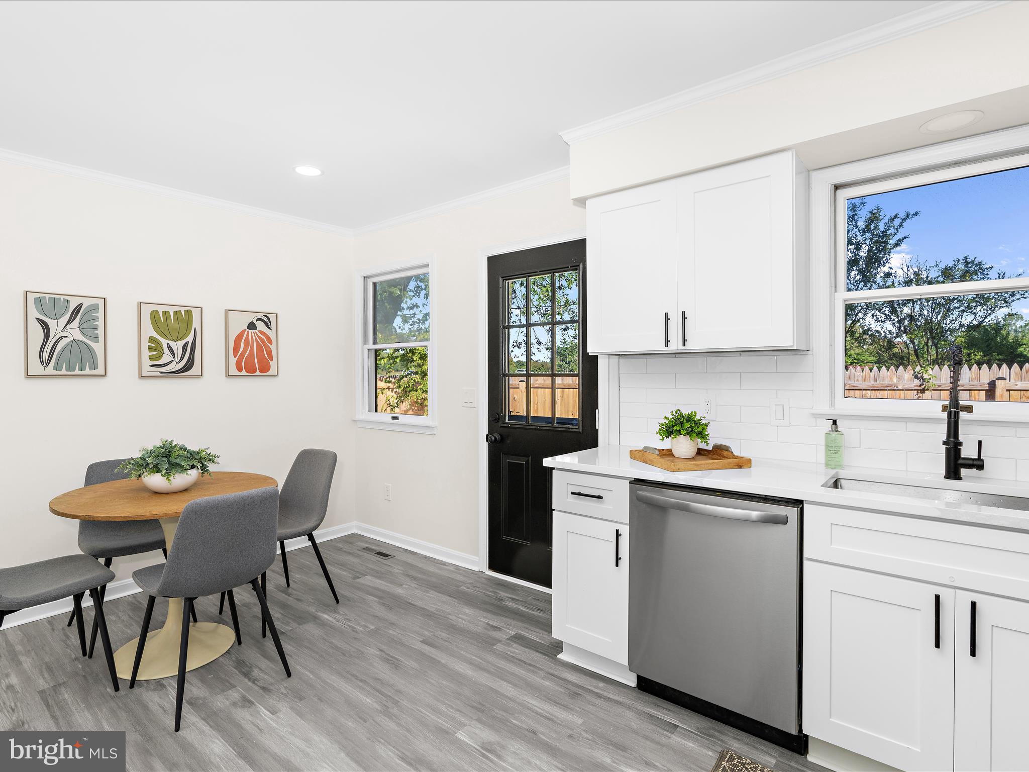 BENTON'S COCKEY LANE - Residential