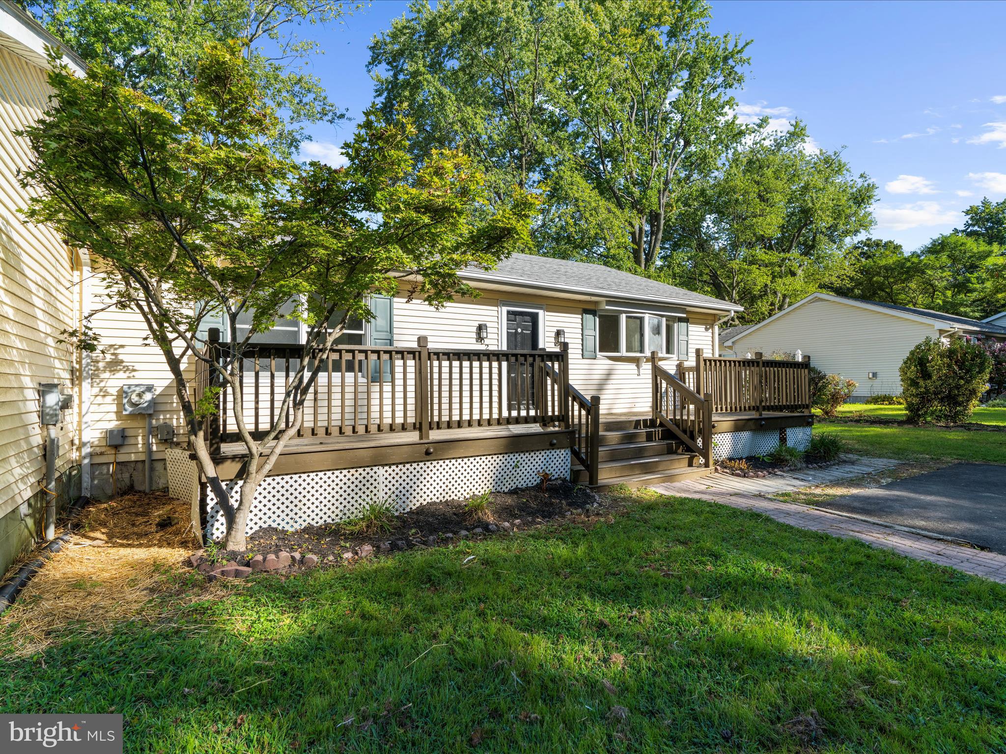 BENTON'S COCKEY LANE - Residential