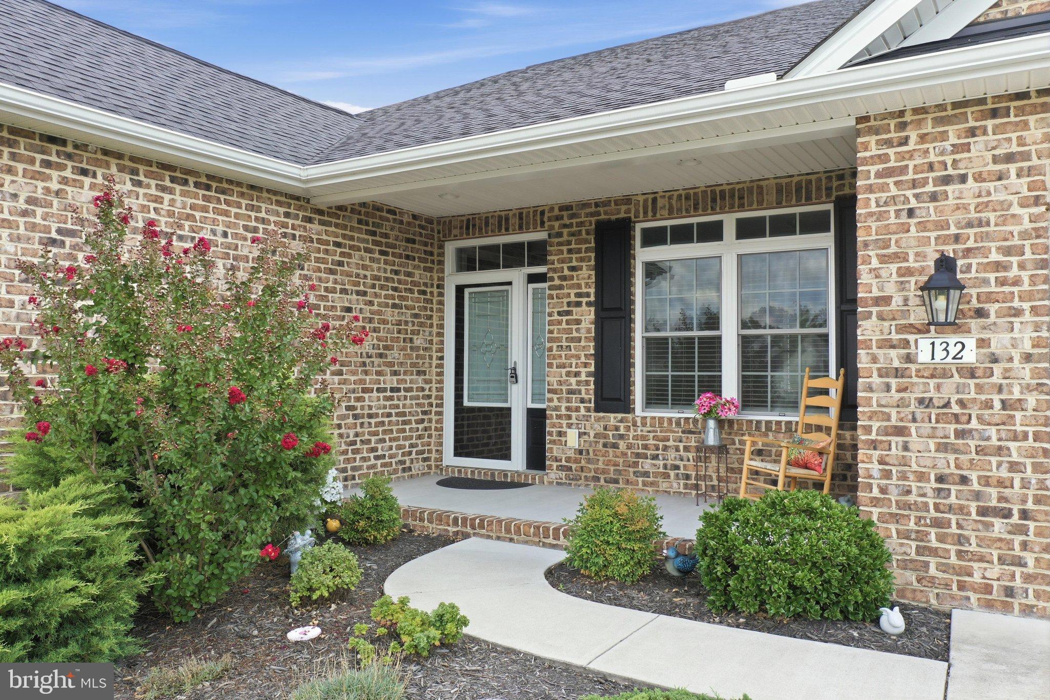 132 VINCENT DRIVE