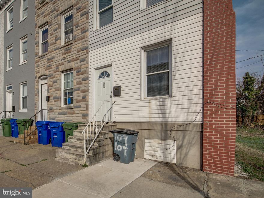 Move right into this recently renovated townhome with 3 bedrooms, 1 full bathroom, new HVAC, and unfinished basement.  End unit, great rental investment or first-time home purchase! Thanks for showing!