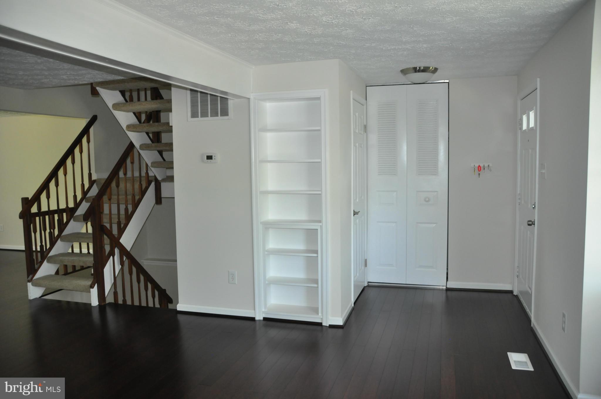 FOSTER - Residential