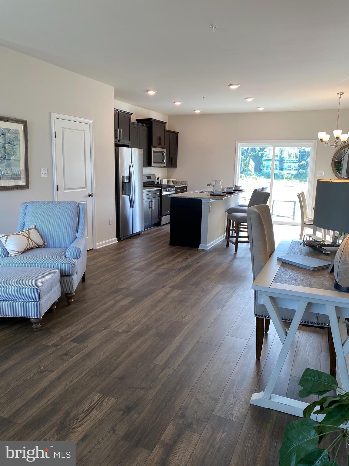 WOODMORE OVERLOOK - Residential