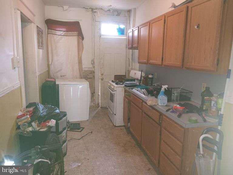 COLDSTREAM HOMESTEAD MONTEBELLO HISTORIC DISTRICT - Residential